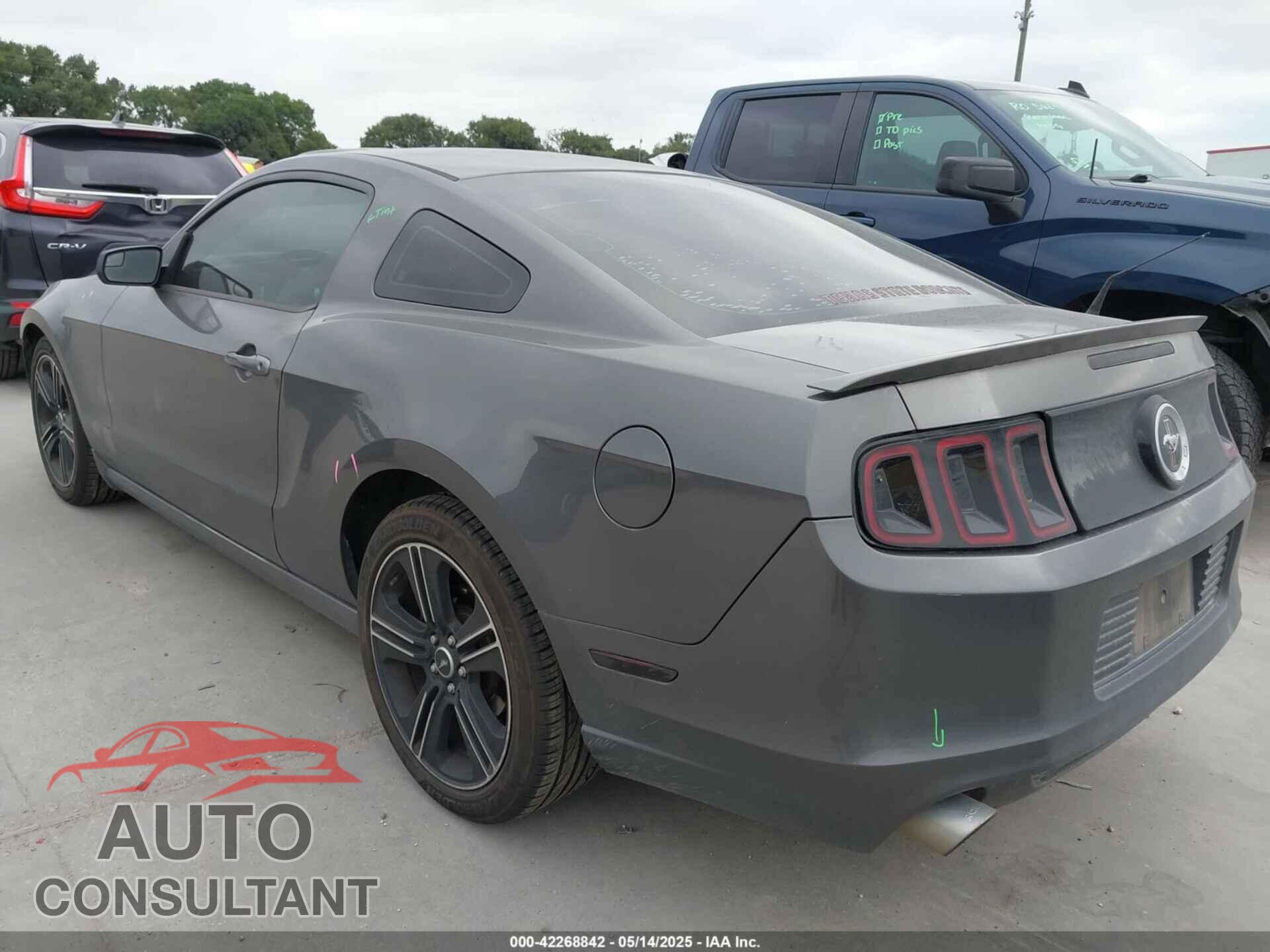 FORD MUSTANG 2013 - 1ZVBP8AM9D5281984