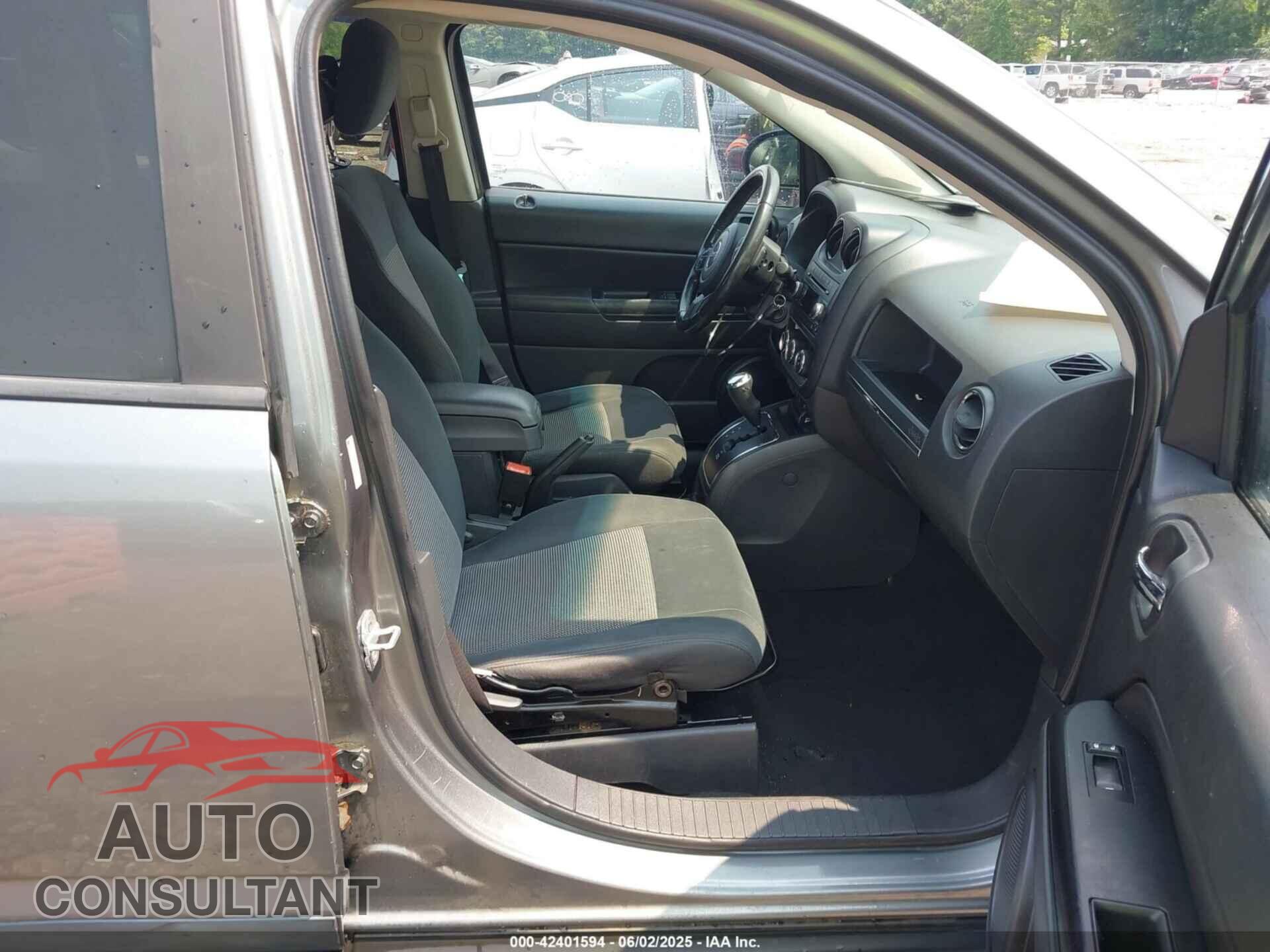 JEEP COMPASS 2011 - 1J4NF1FB1BD259301