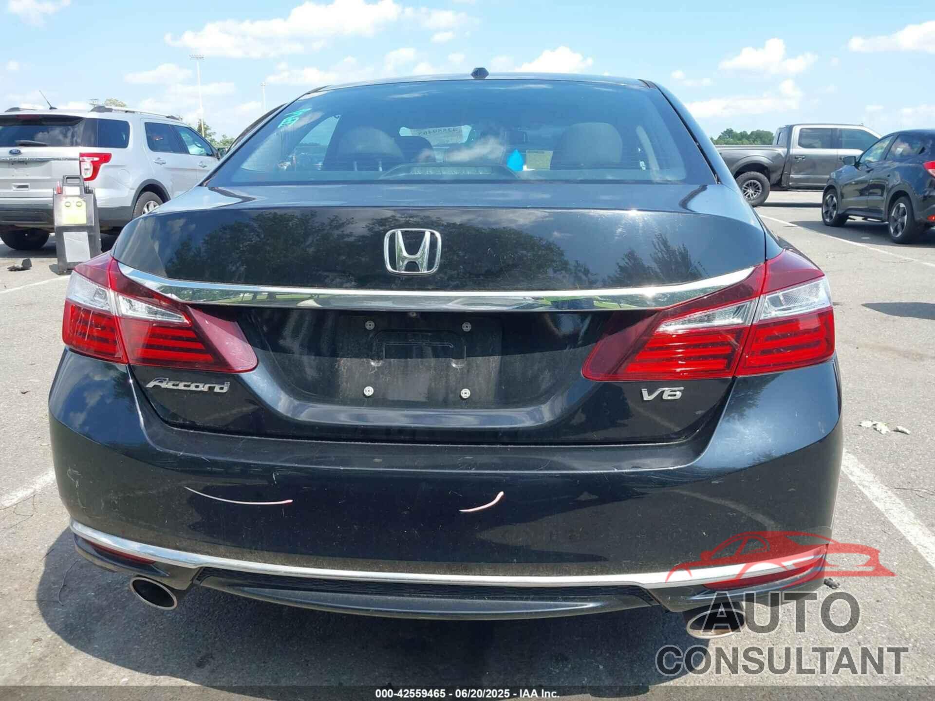 HONDA ACCORD 2017 - 1HGCR3F8XHA037758