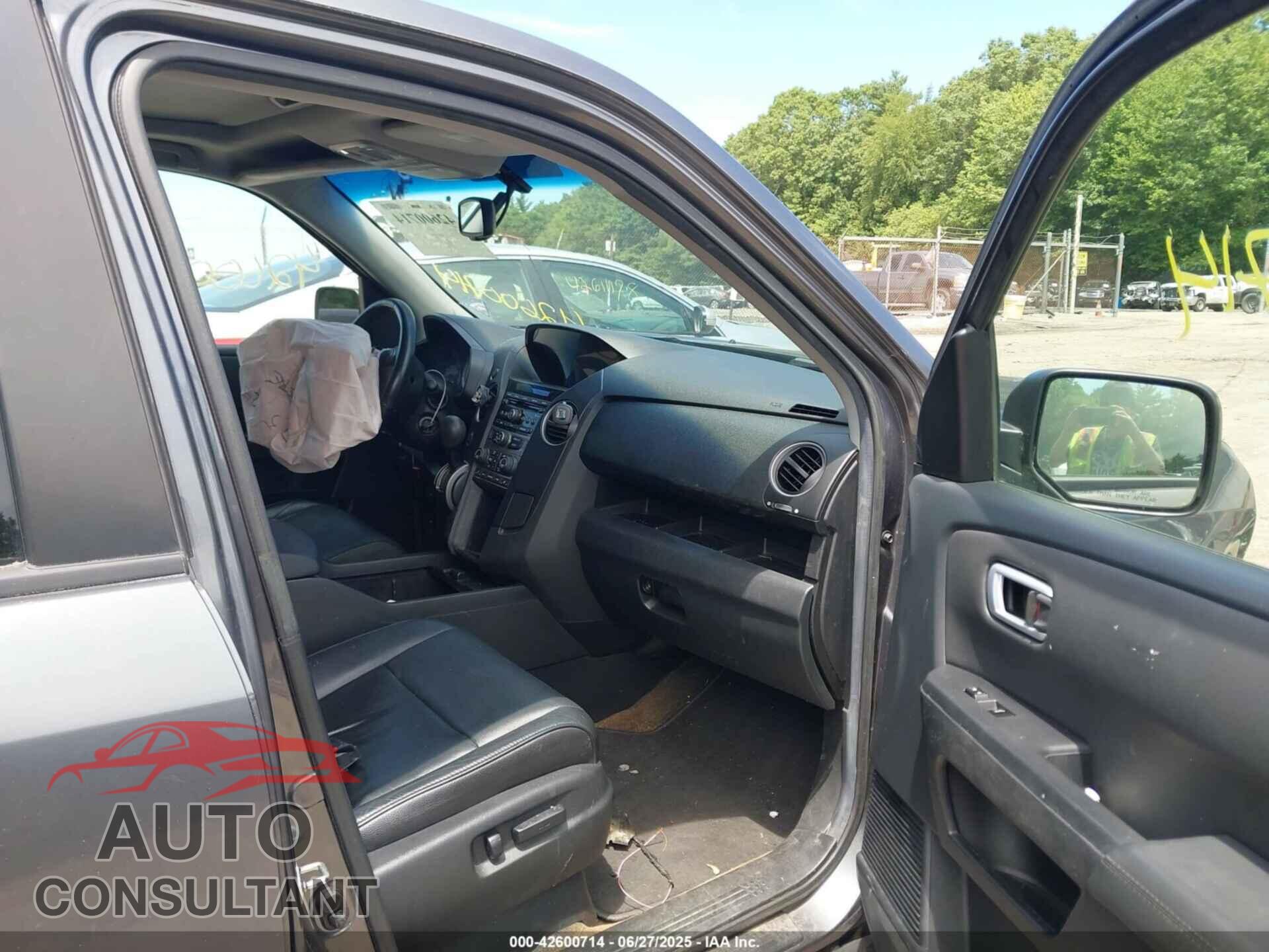 HONDA PILOT 2013 - 5FNYF4H50DB034939