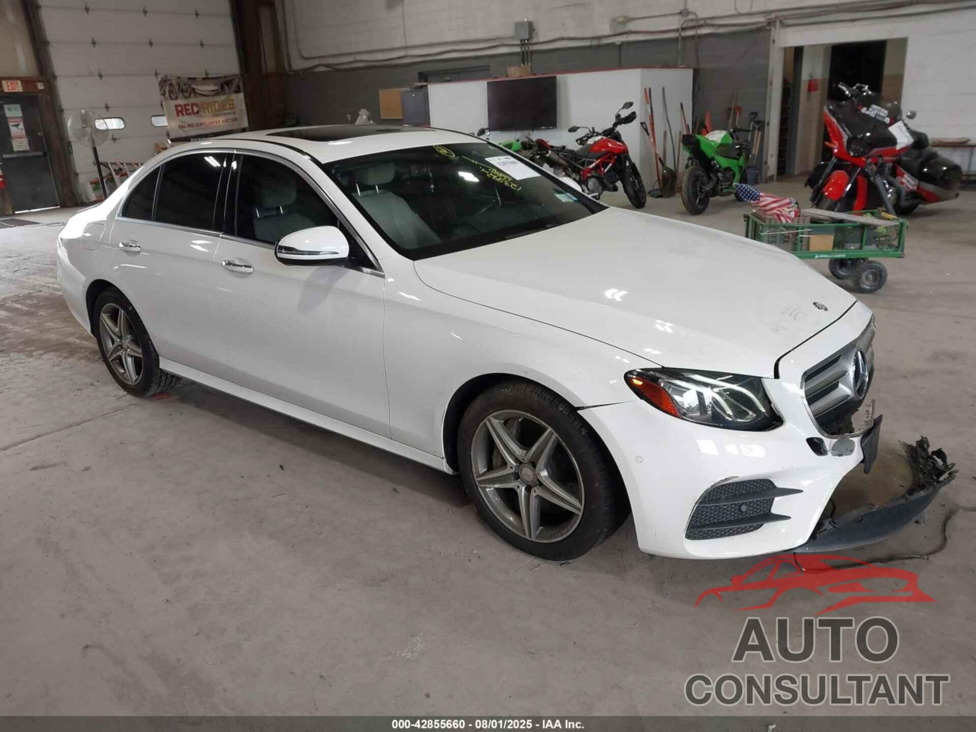 MERCEDES-BENZ E 300 2017 - WDDZF4KB2HA015798