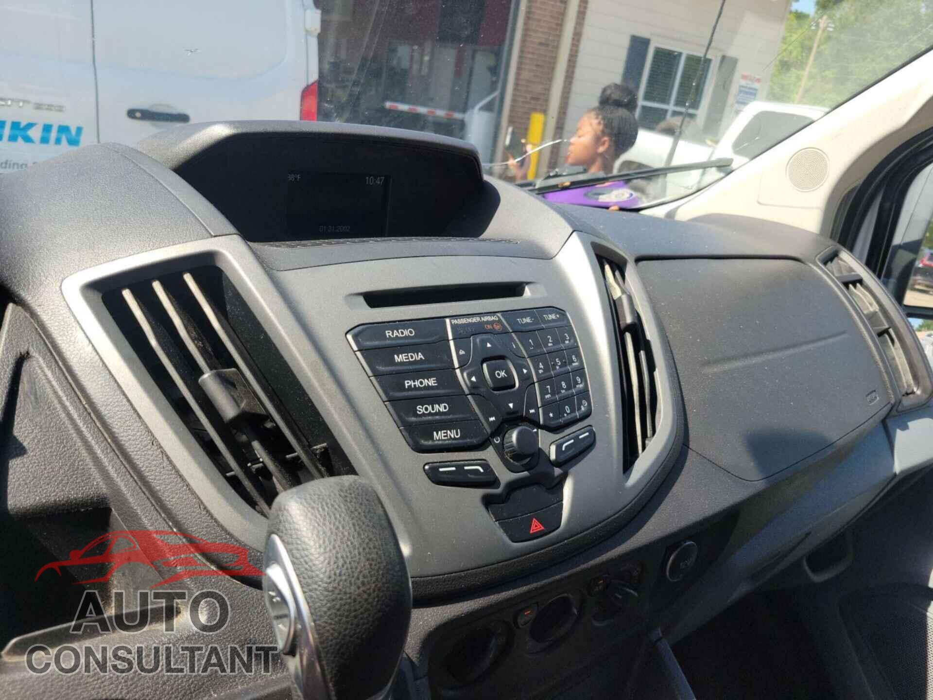 FORD TRANSIT 2018 - 1FTYR1YG7JKB43386