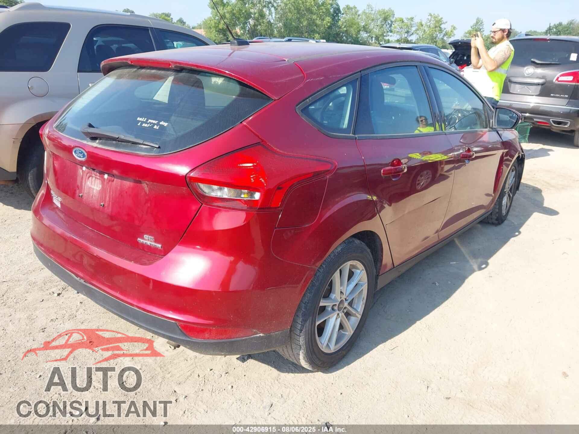 FORD FOCUS 2015 - 1FADP3K26FL374302