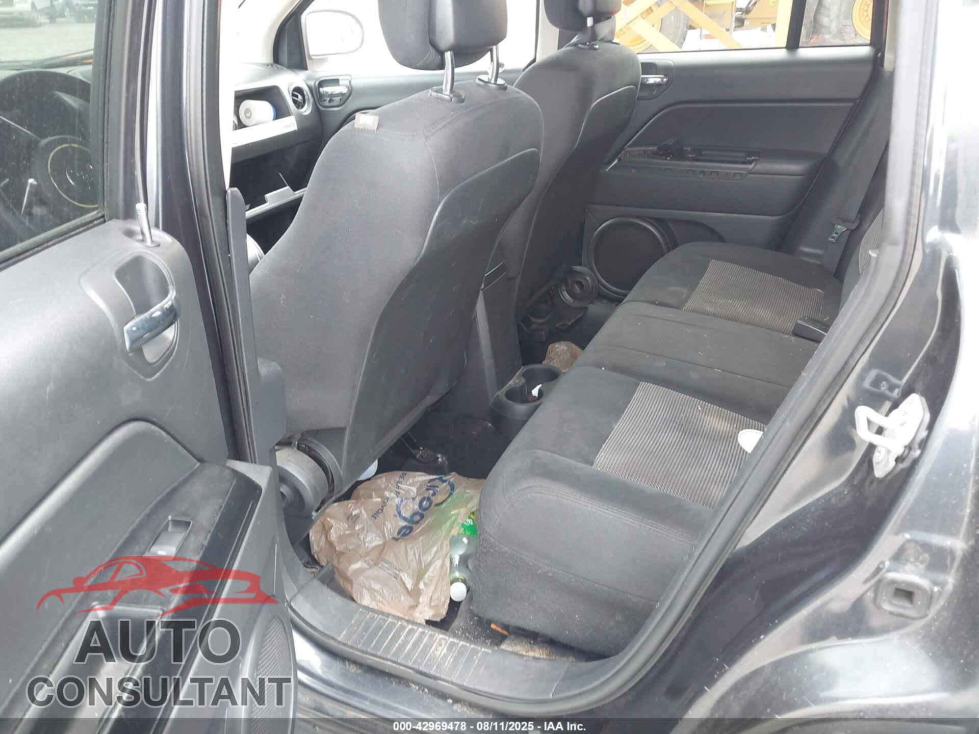 JEEP COMPASS 2015 - 1C4NJCBB2FD192817