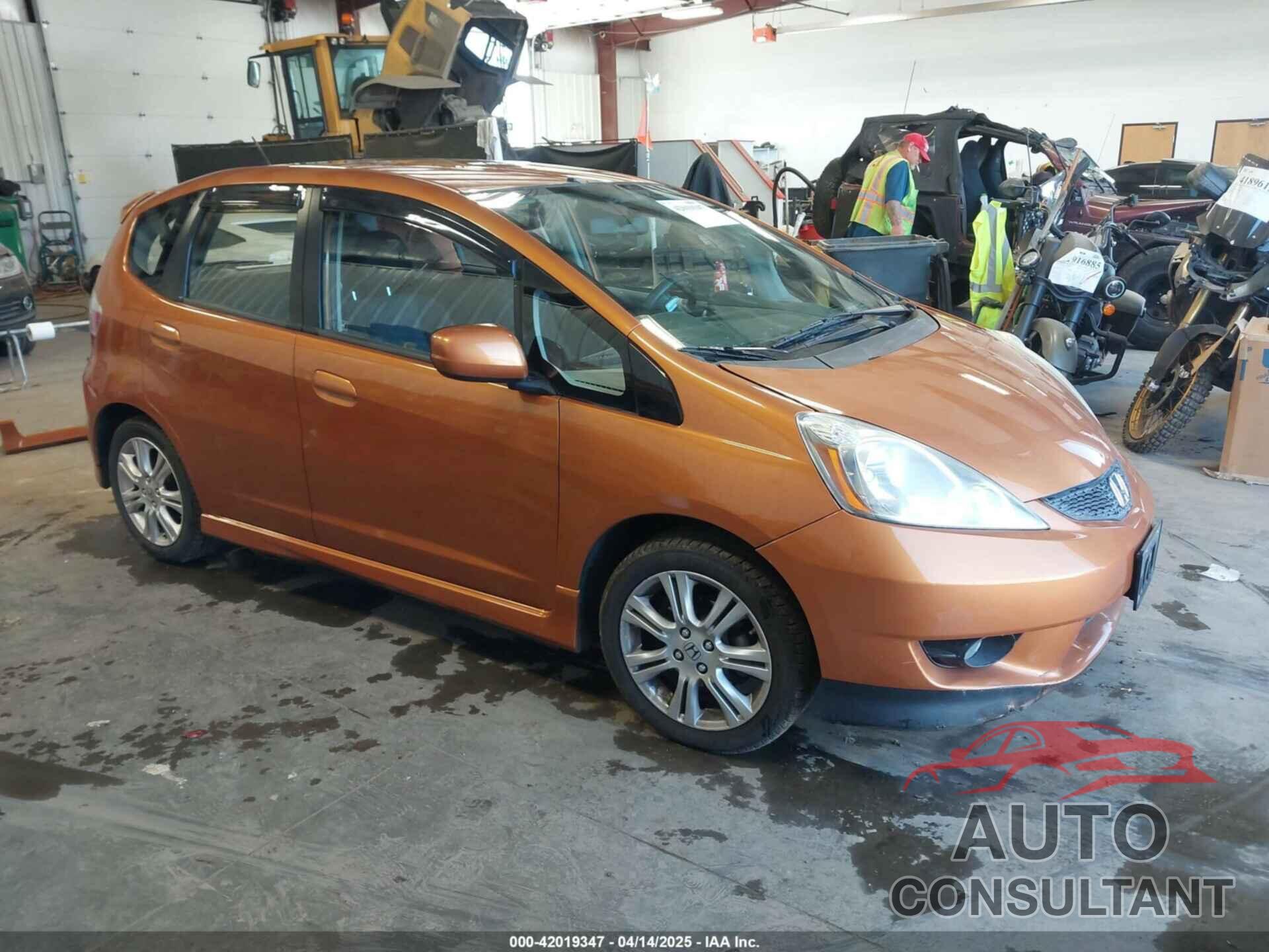 HONDA FIT 2009 - JHMGE88639S044176