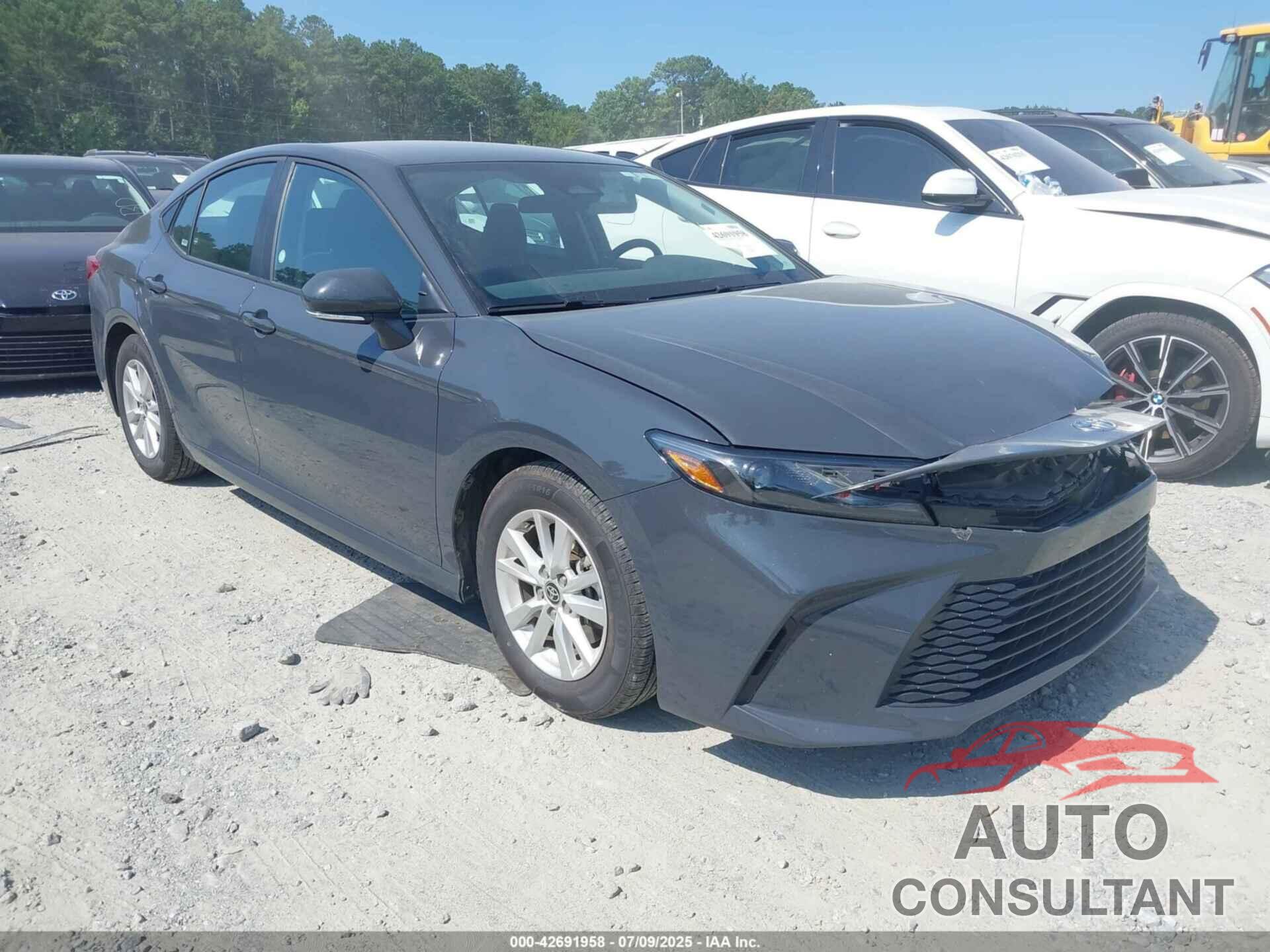 TOYOTA CAMRY 2025 - 4T1DAACKXSU031801