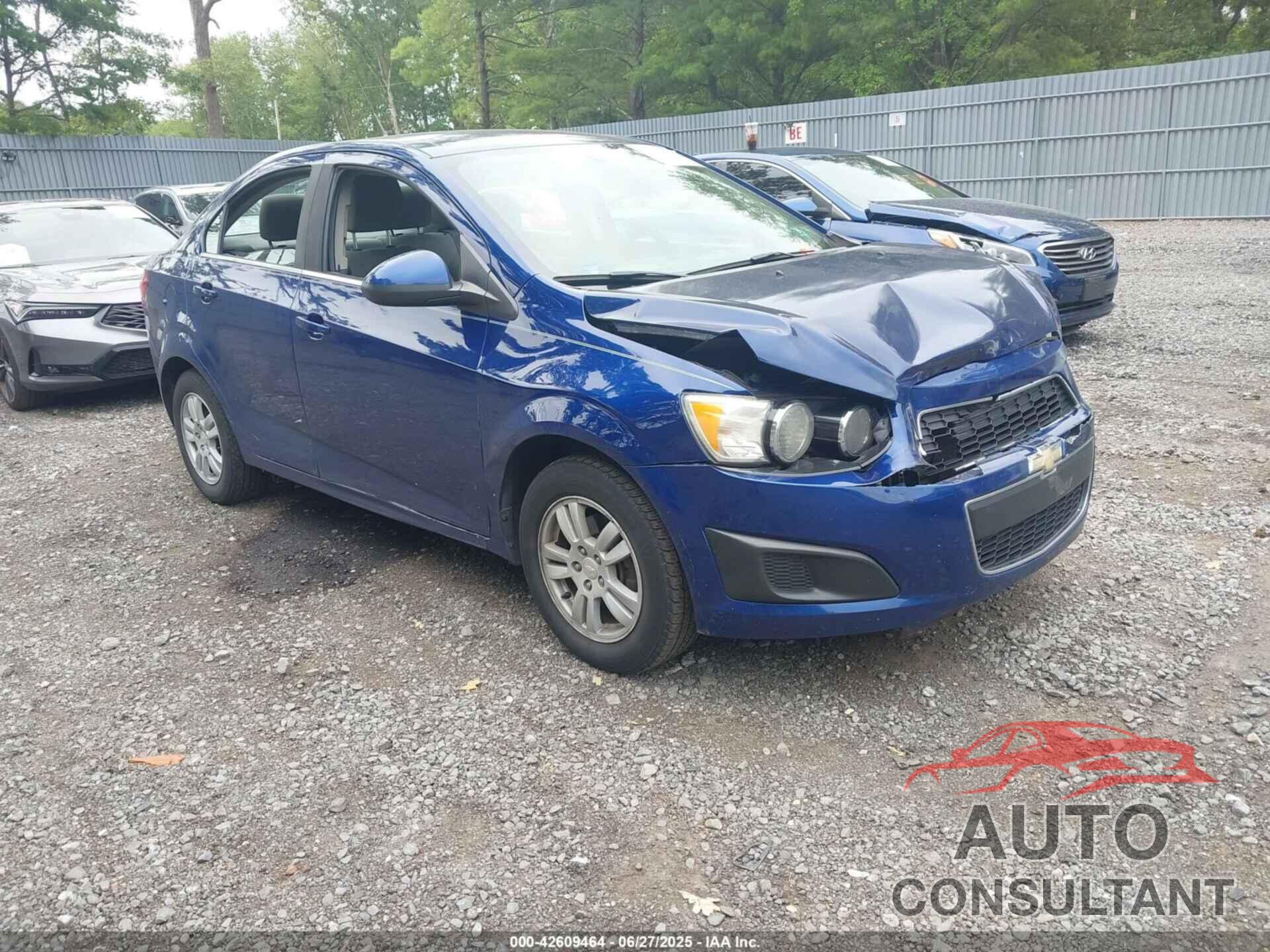 CHEVROLET SONIC 2014 - 1G1JC5SH9E4196685