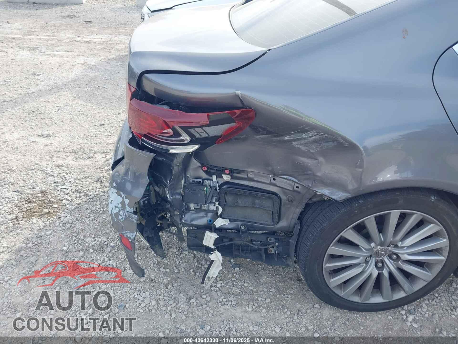 LEXUS LS 460 2014 - JTHBL5EF3E5127828