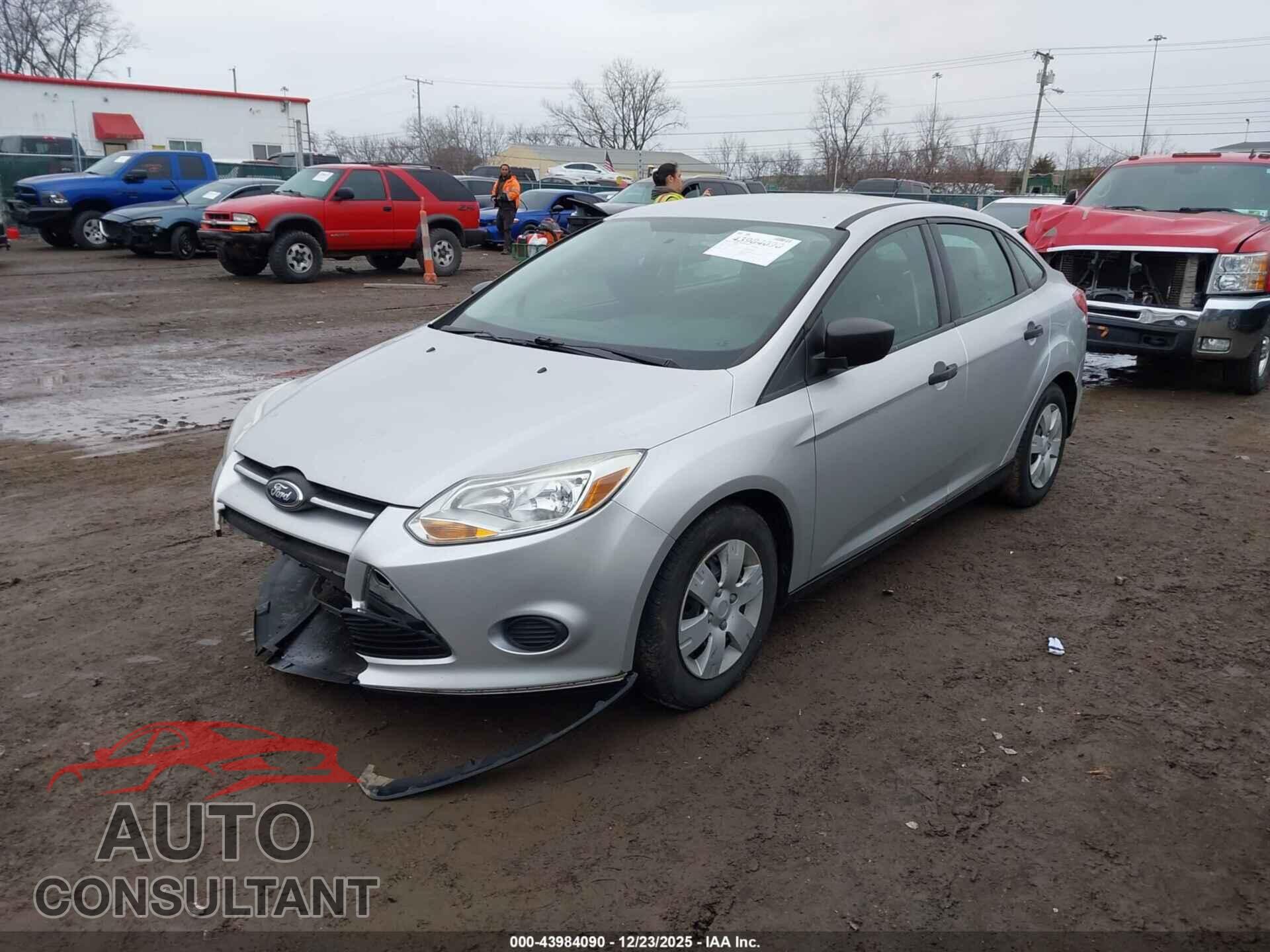 FORD FOCUS 2013 - 1FADP3E21DL162433