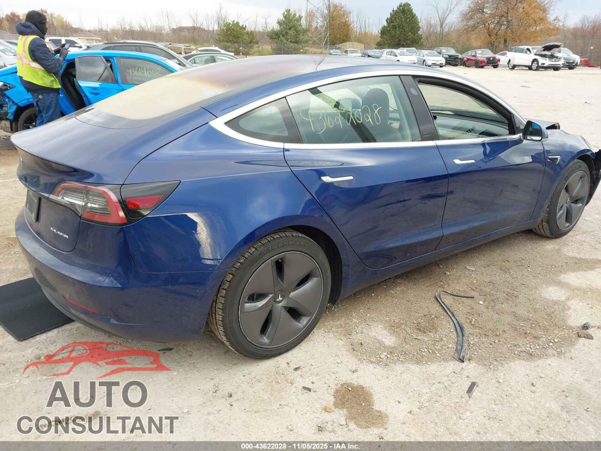 TESLA MODEL 3 2019 - 5YJ3E1EB9KF130569
