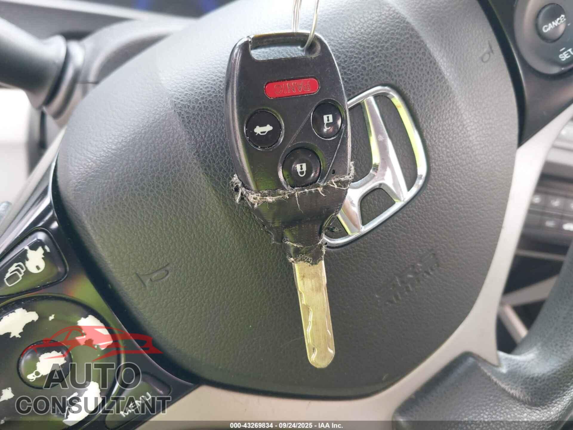 HONDA CIVIC 2012 - 19XFB2E53CE064663