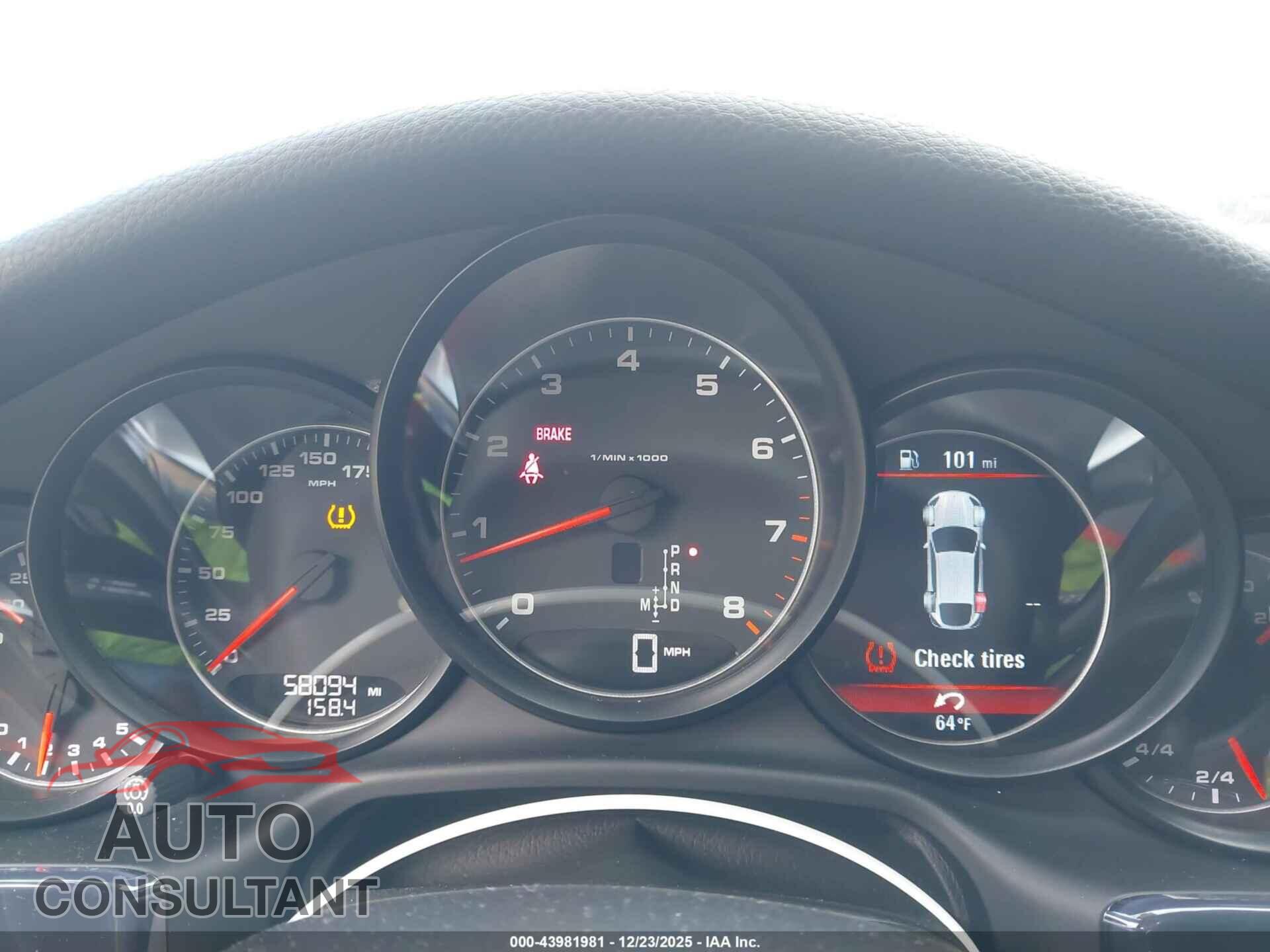 PORSCHE PANAMERA 2016 - WP0AA2A75GL005163
