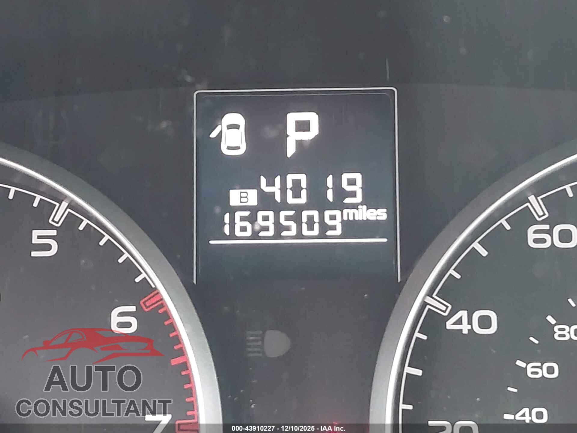 SUBARU OUTBACK 2013 - 4S4BRBCC1D3240304