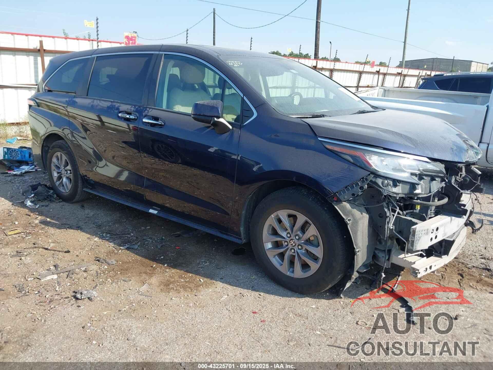 TOYOTA SIENNA 2023 - 5TDYRKECXPS173474
