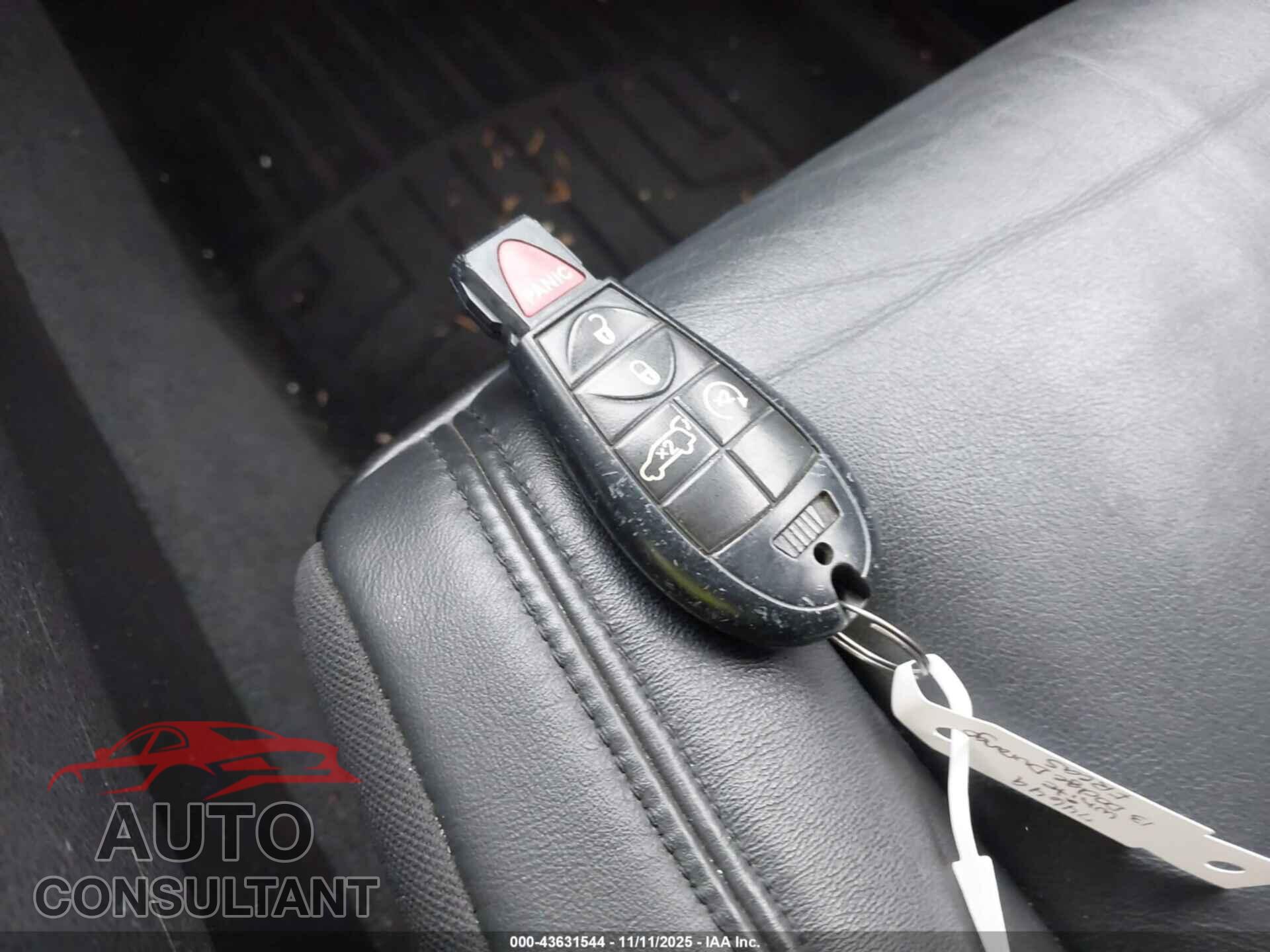 DODGE DURANGO 2013 - 1C4RDJDG8DC680582