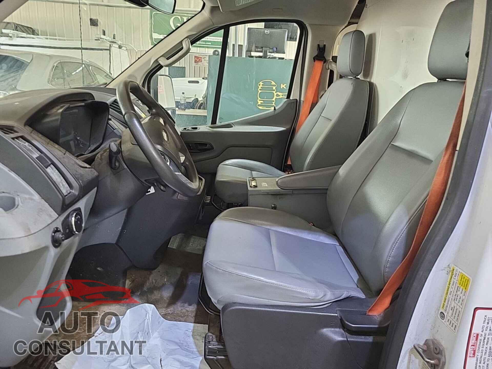 FORD TRANSIT 2017 - 1FTYE1YM8HKB07122