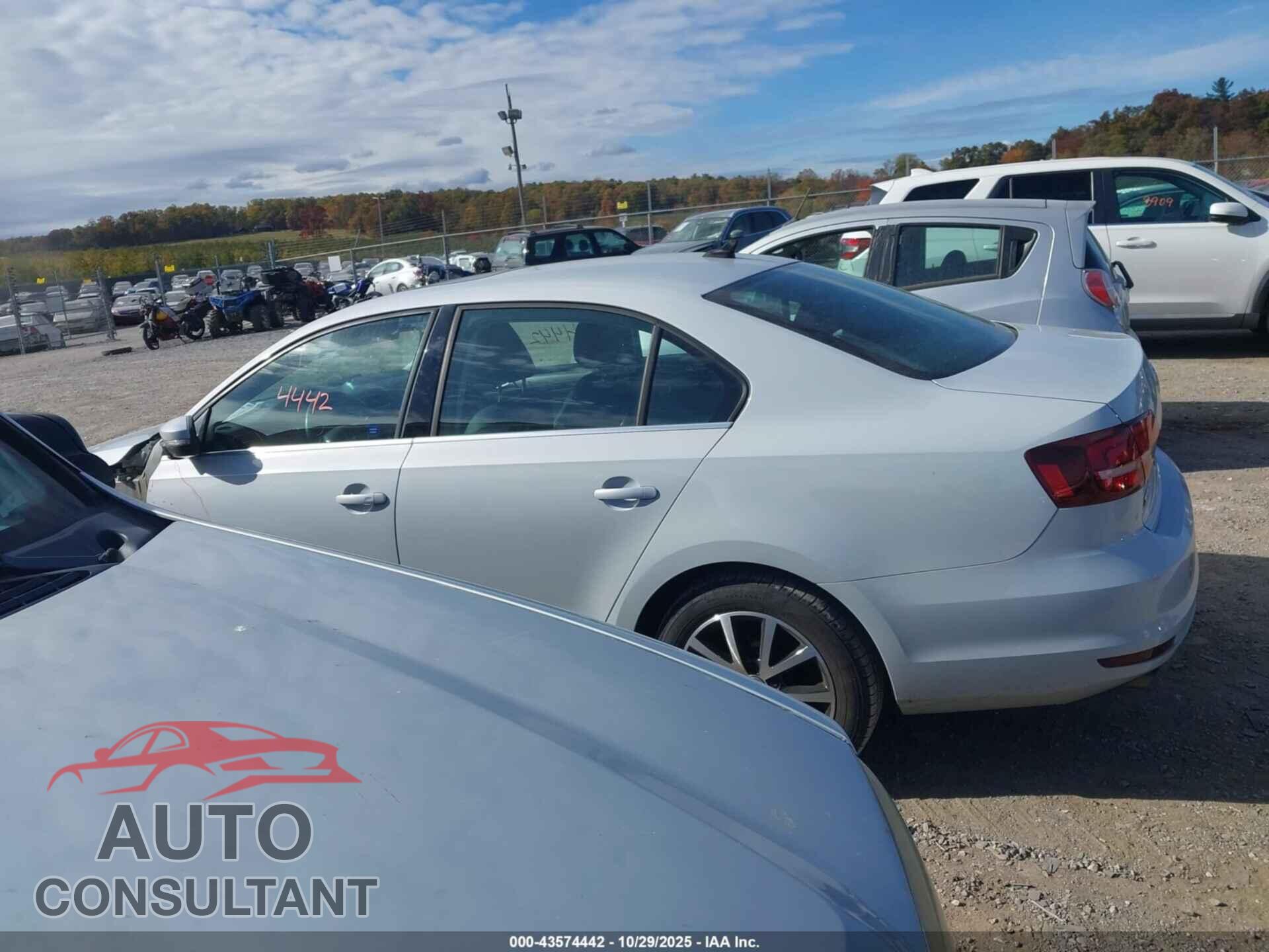 VOLKSWAGEN JETTA 2017 - 3VWDB7AJ3HM412110
