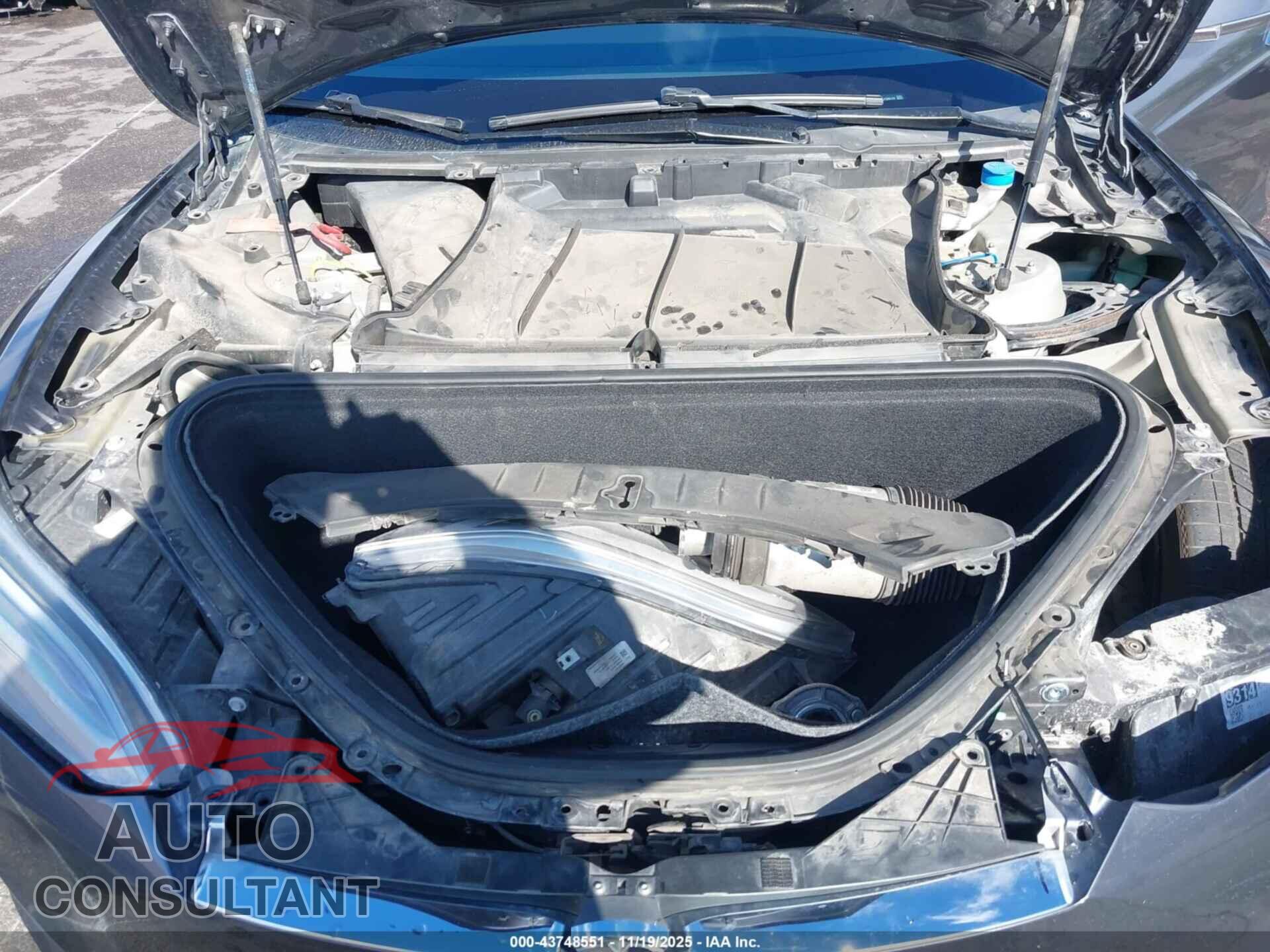 TESLA MODEL S 2018 - 5YJSA1E28JF296426