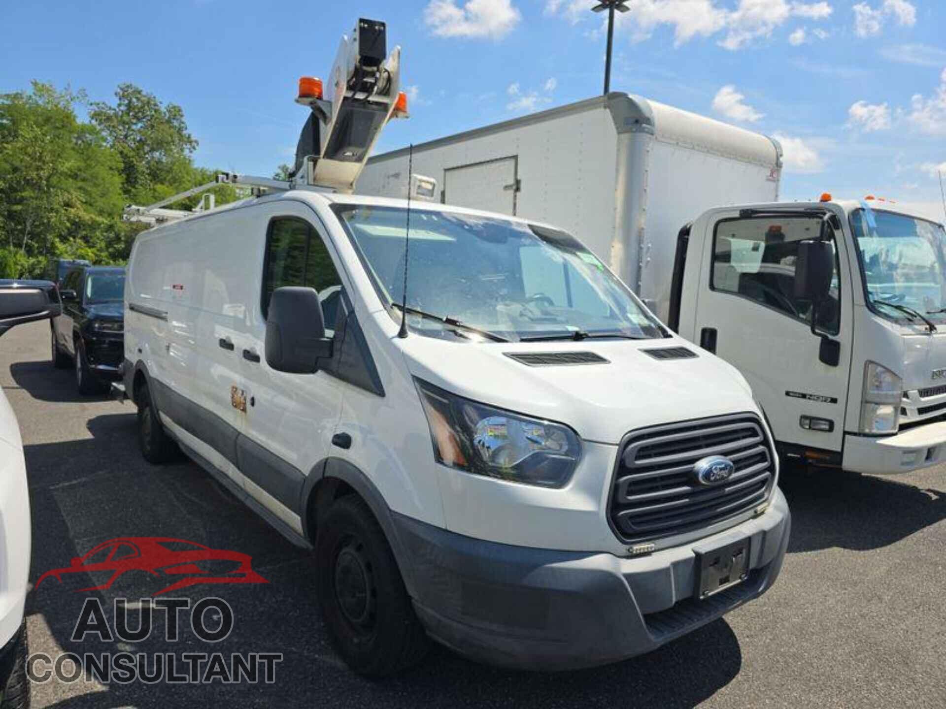 FORD TRANSIT 2018 - 1FTBW2YM2JKA58059
