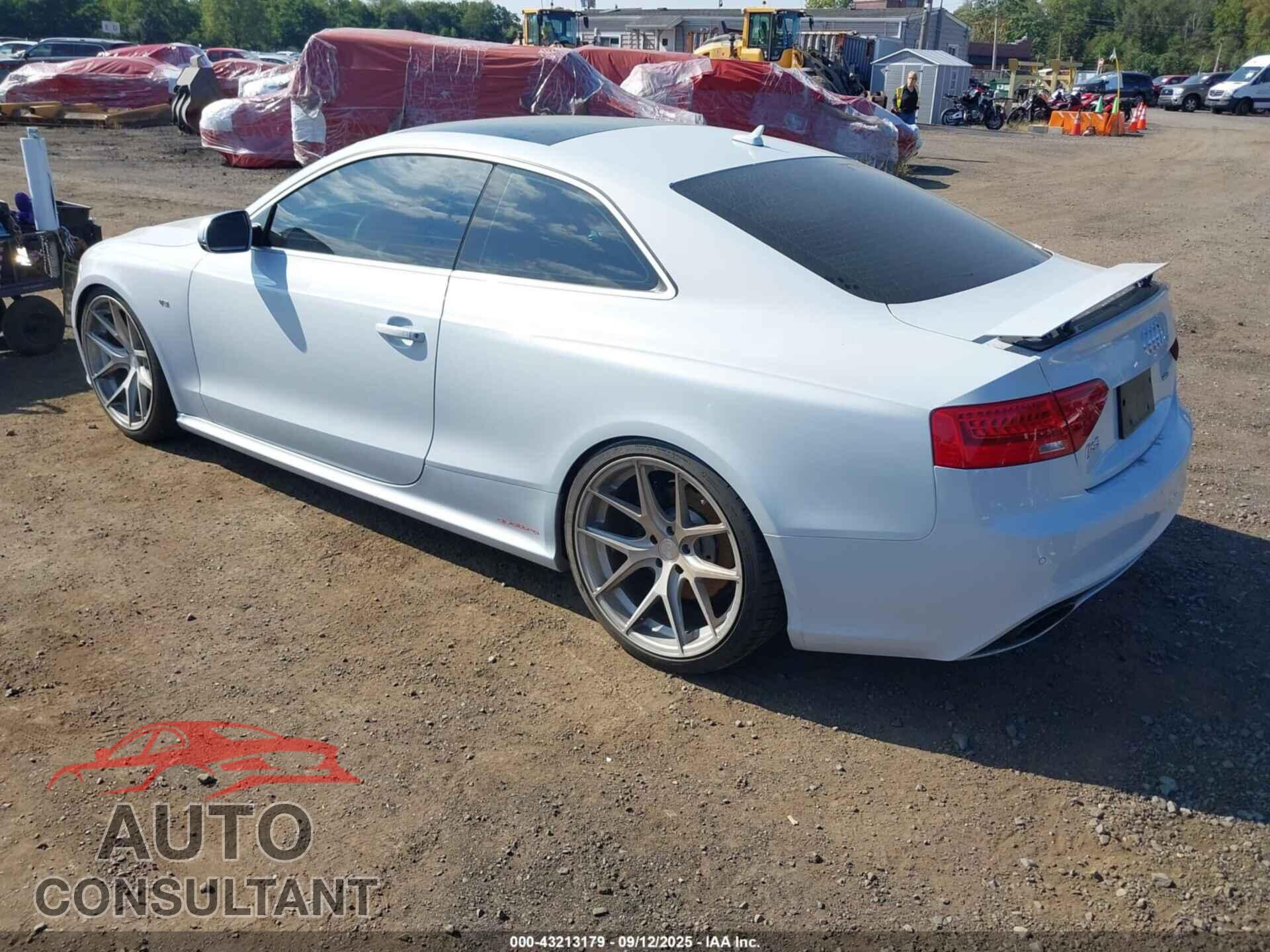 AUDI RS 5 2015 - WUAC6AFR2FA900380