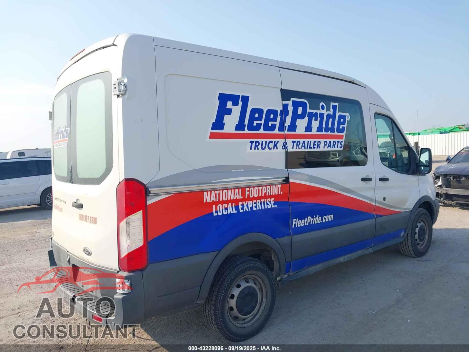 FORD TRANSIT-250 2017 - 1FTYR1CM4HKB00664