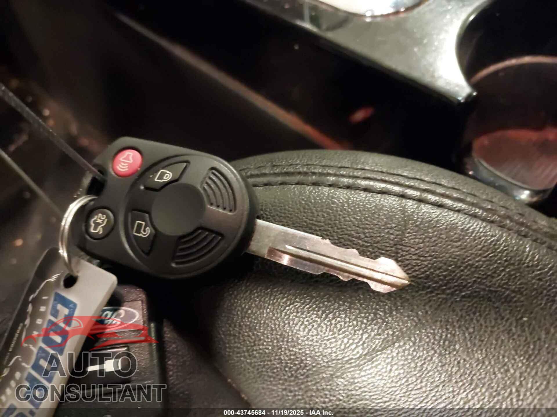 FORD ESCAPE 2010 - 1FMCU9EG1AKD18948
