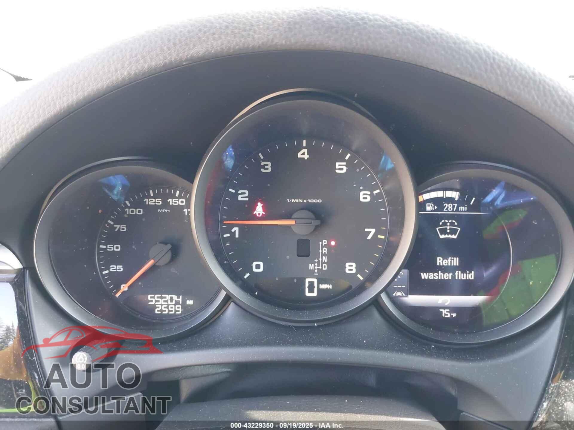 PORSCHE MACAN 2017 - WP1AA2A58HLB08463
