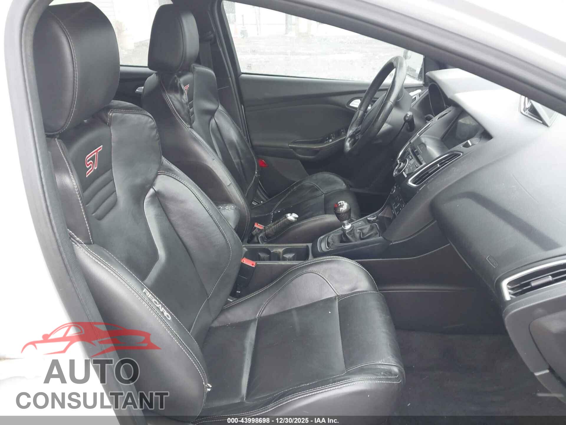 FORD FOCUS ST 2016 - 1FADP3L97GL221747