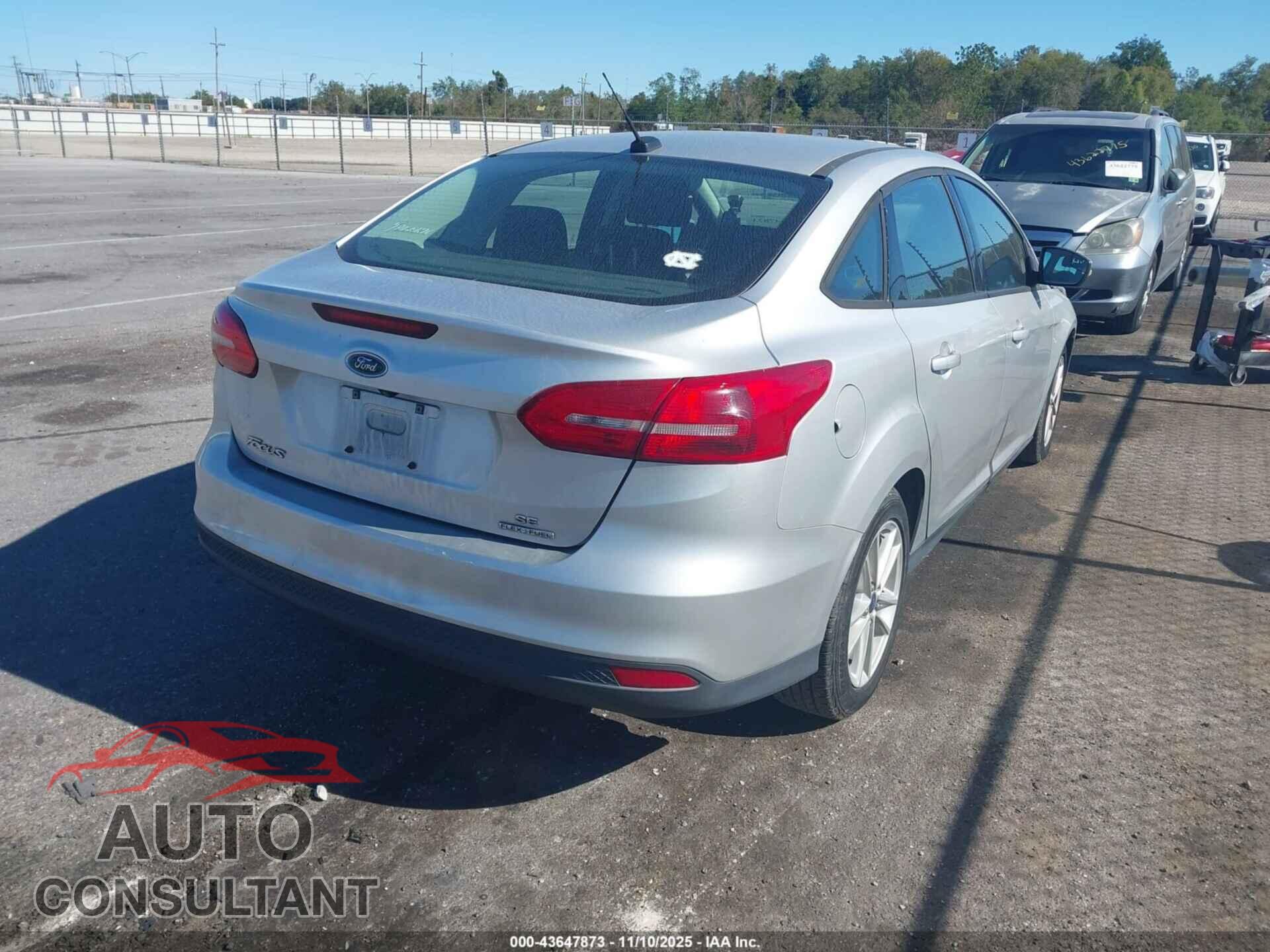 FORD FOCUS 2015 - 1FADP3F27FL350357