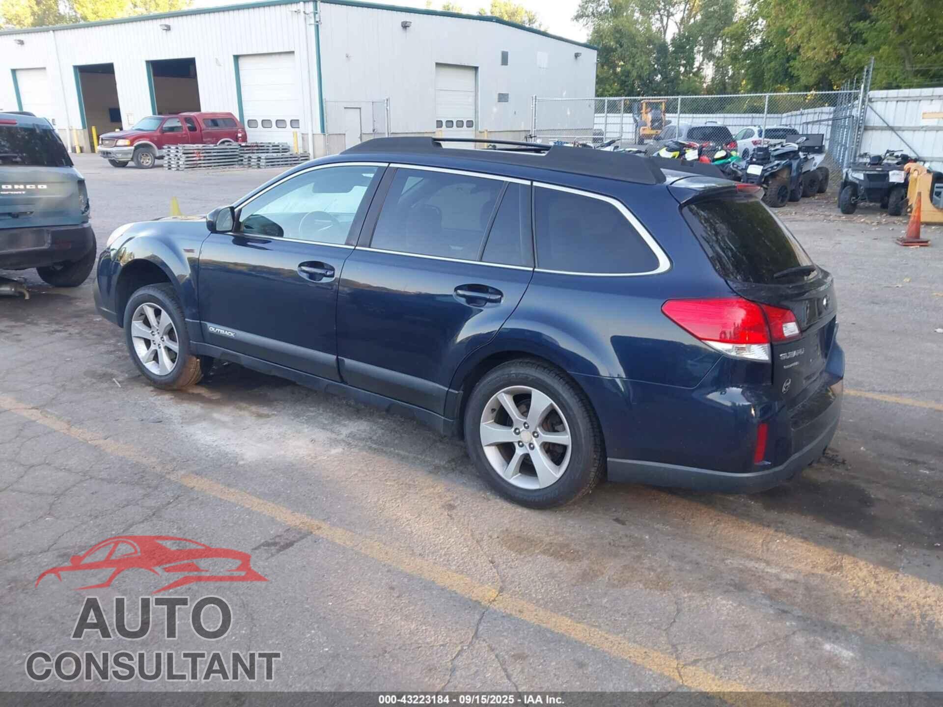 SUBARU OUTBACK 2013 - 4S4BRBCC4D3324133