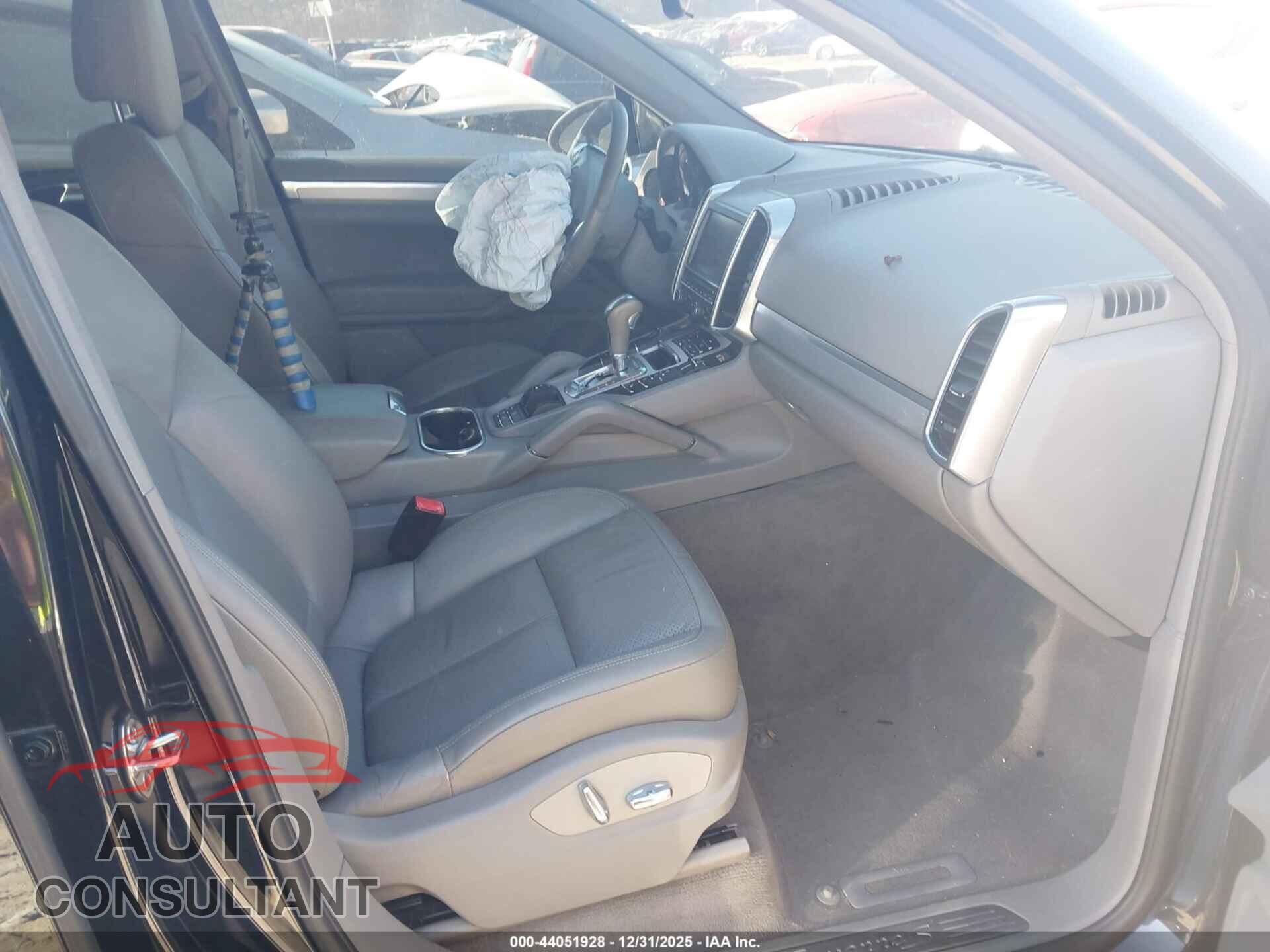 PORSCHE CAYENNE 2011 - WP1AB2A21BLA44986