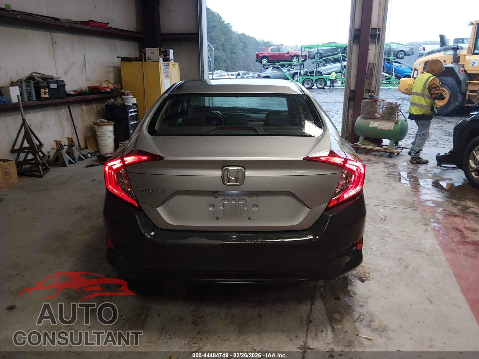 HONDA CIVIC 2017 - 2HGFC2F55HH571850
