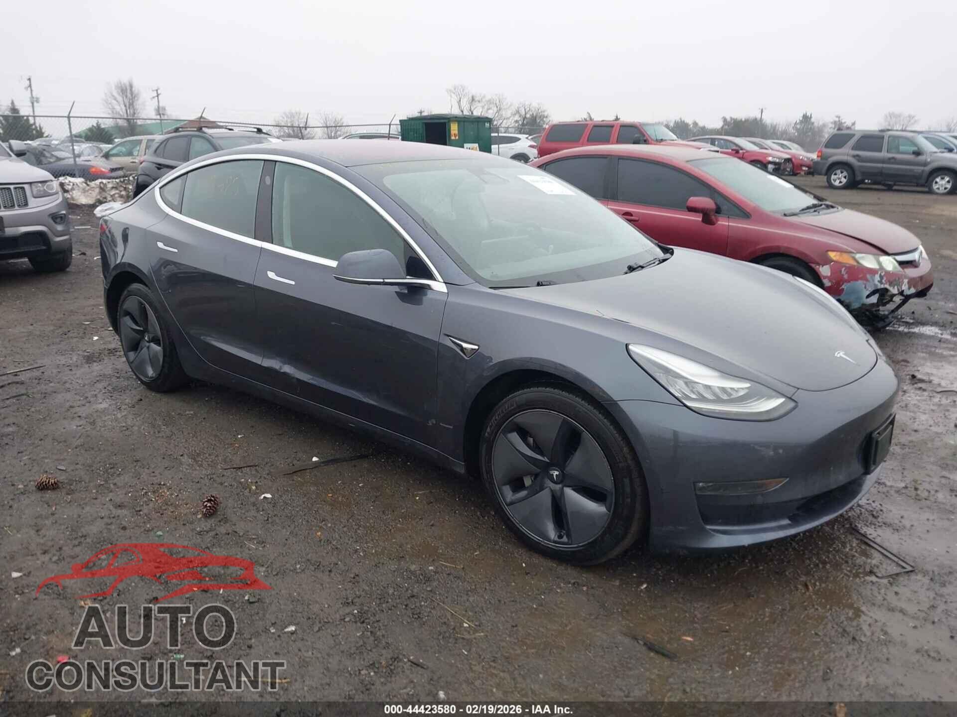 TESLA MODEL 3 2018 - 5YJ3E1EA4JF123647