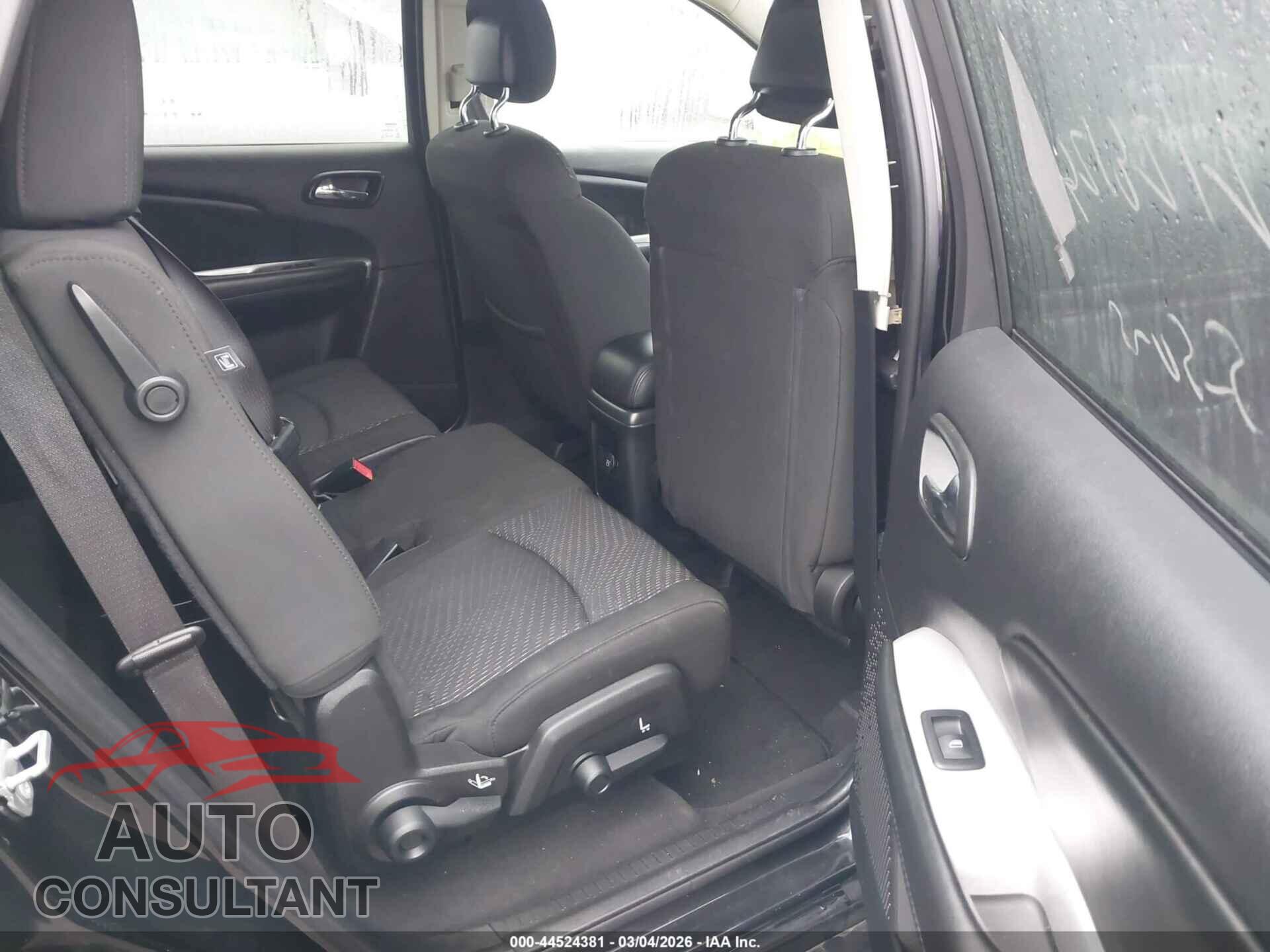 DODGE JOURNEY 2019 - 3C4PDCBB3KT810733