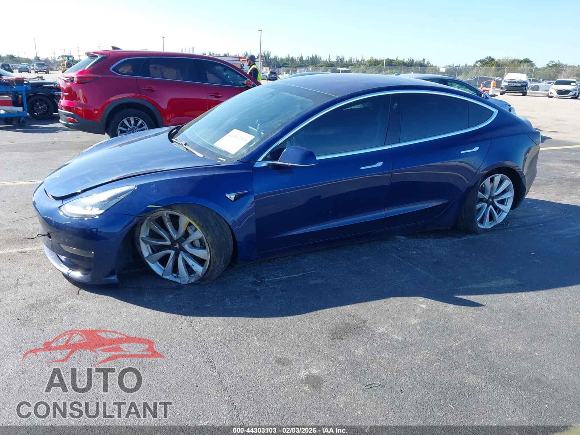 TESLA MODEL 3 2018 - 5YJ3E1EA7JF006323