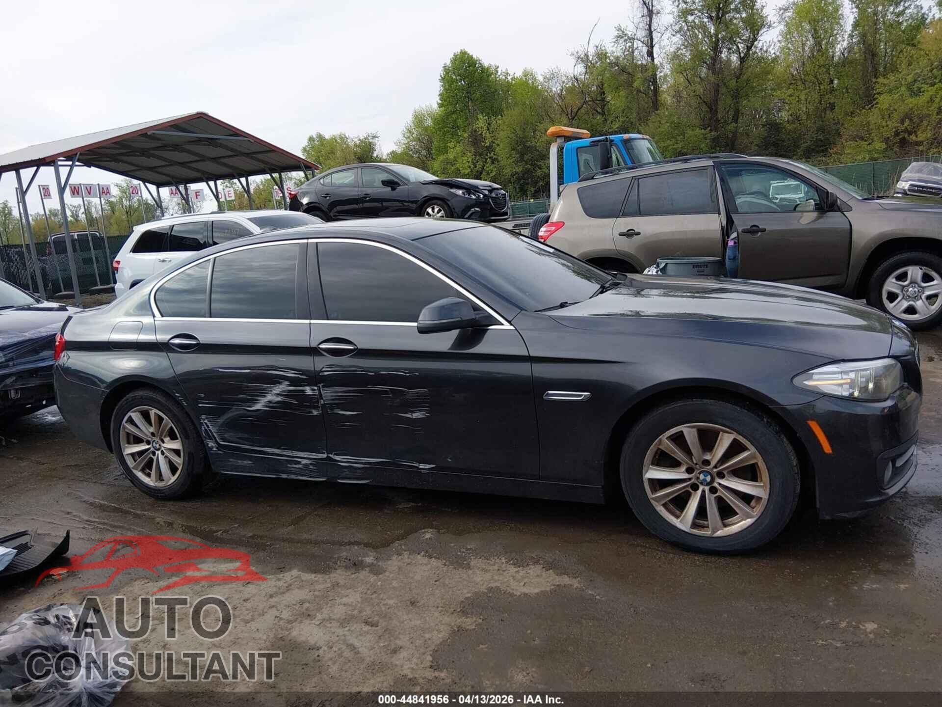 BMW 528I 2015 - WBA5A7C50FD620932