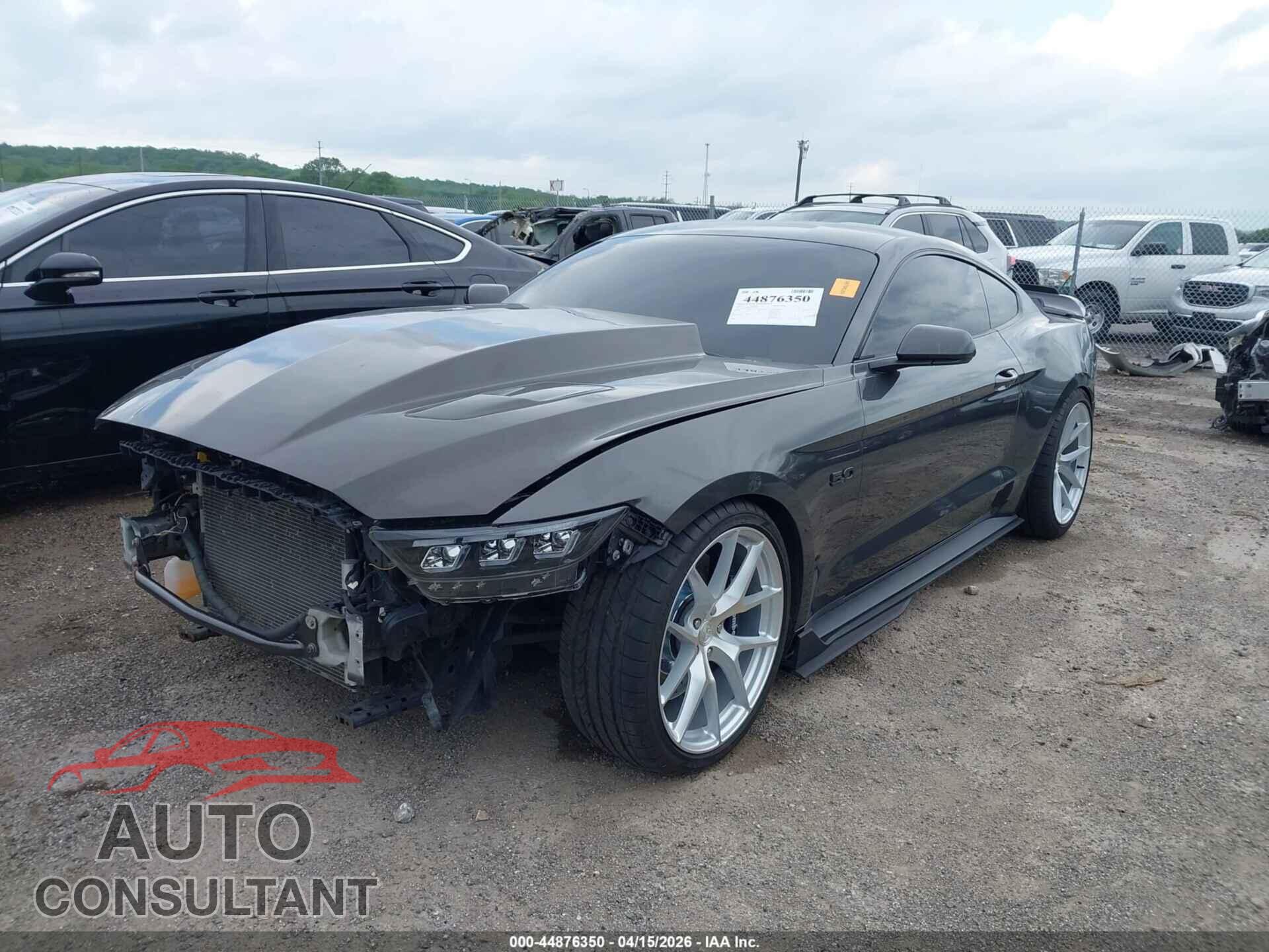 FORD MUSTANG 2017 - 1FA6P8CF0H5208324