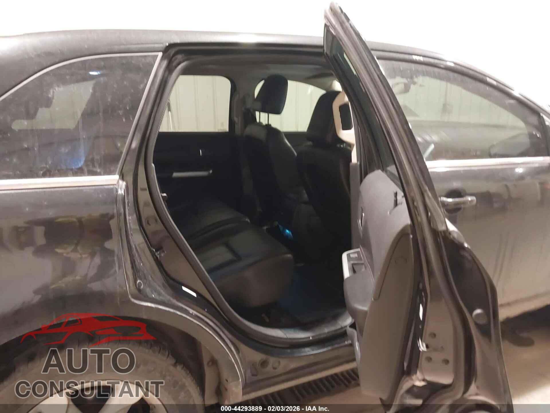FORD EDGE 2011 - 2FMDK3KC2BBA53574