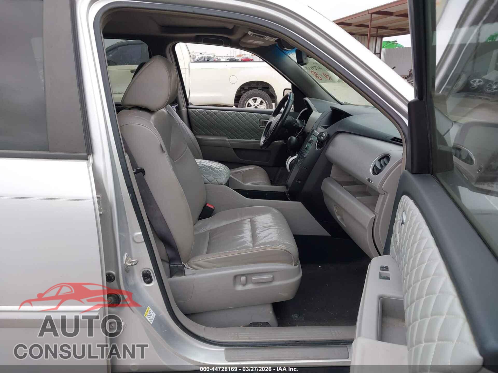 HONDA PILOT 2009 - 5FNYF38509B015261