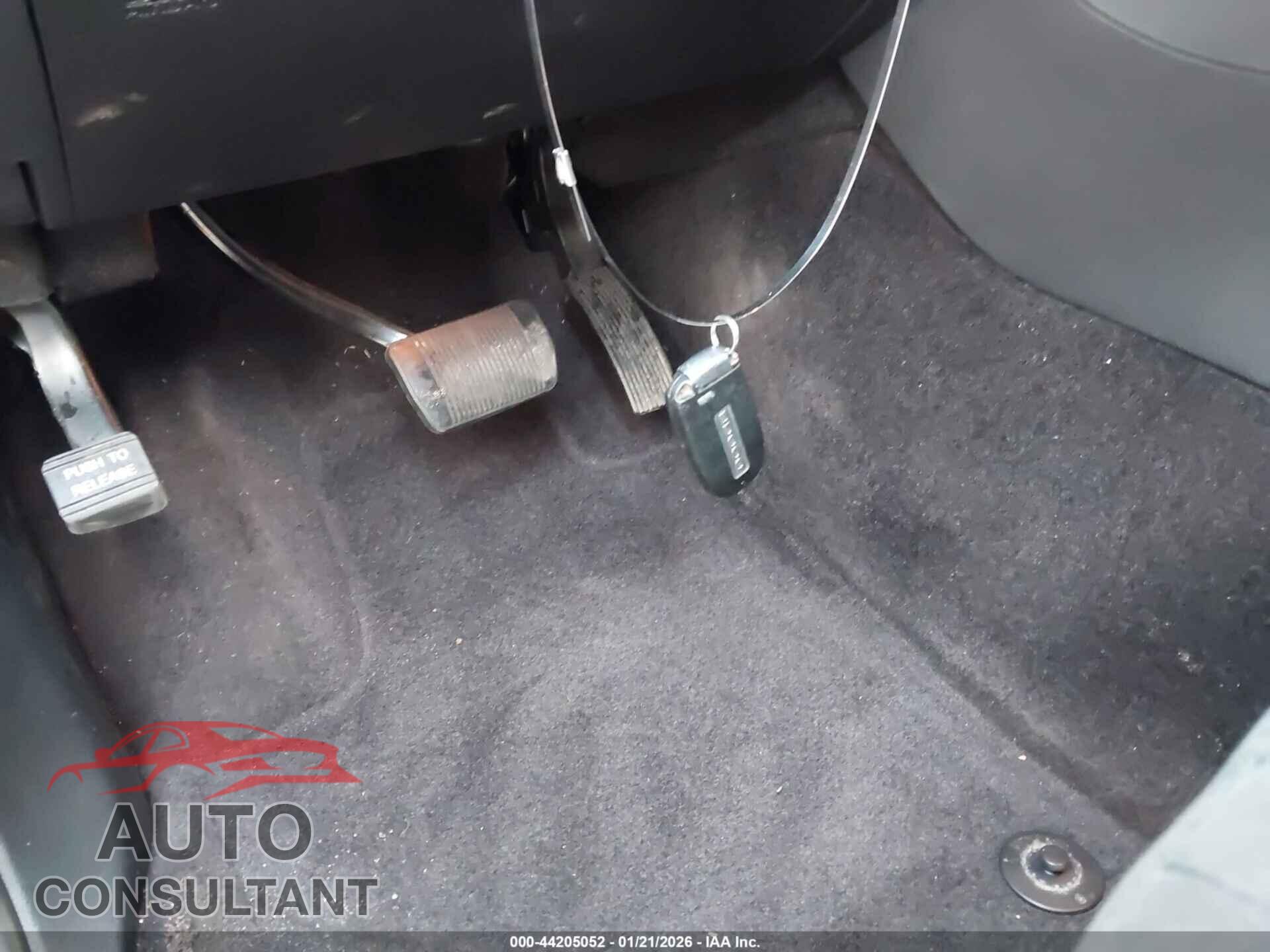 DODGE DURANGO 2018 - 1C4RDHAG3JC359431