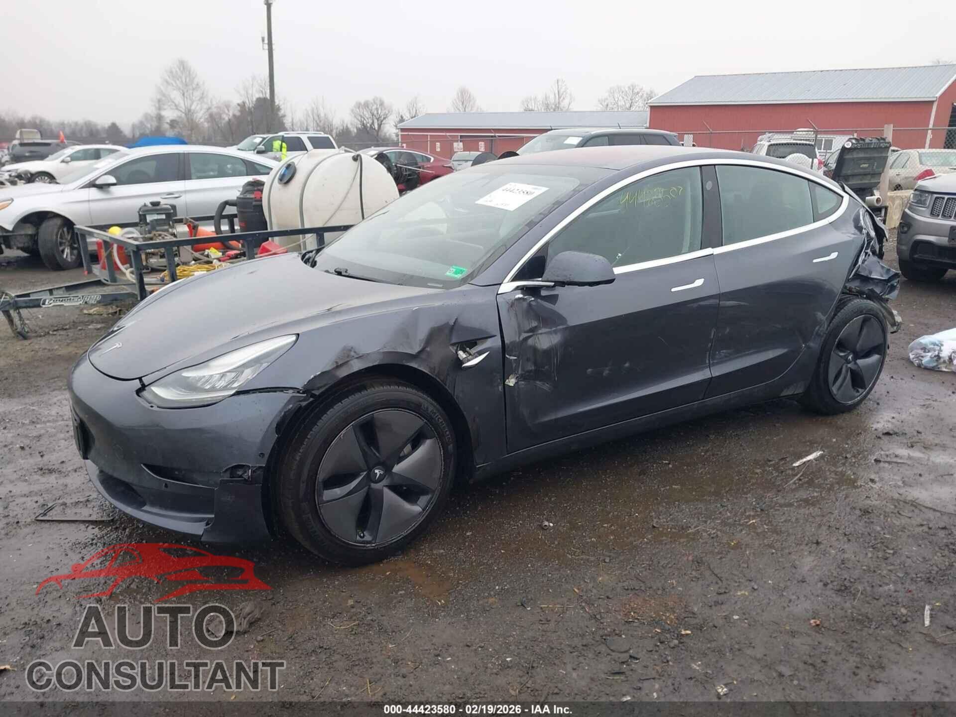 TESLA MODEL 3 2018 - 5YJ3E1EA4JF123647