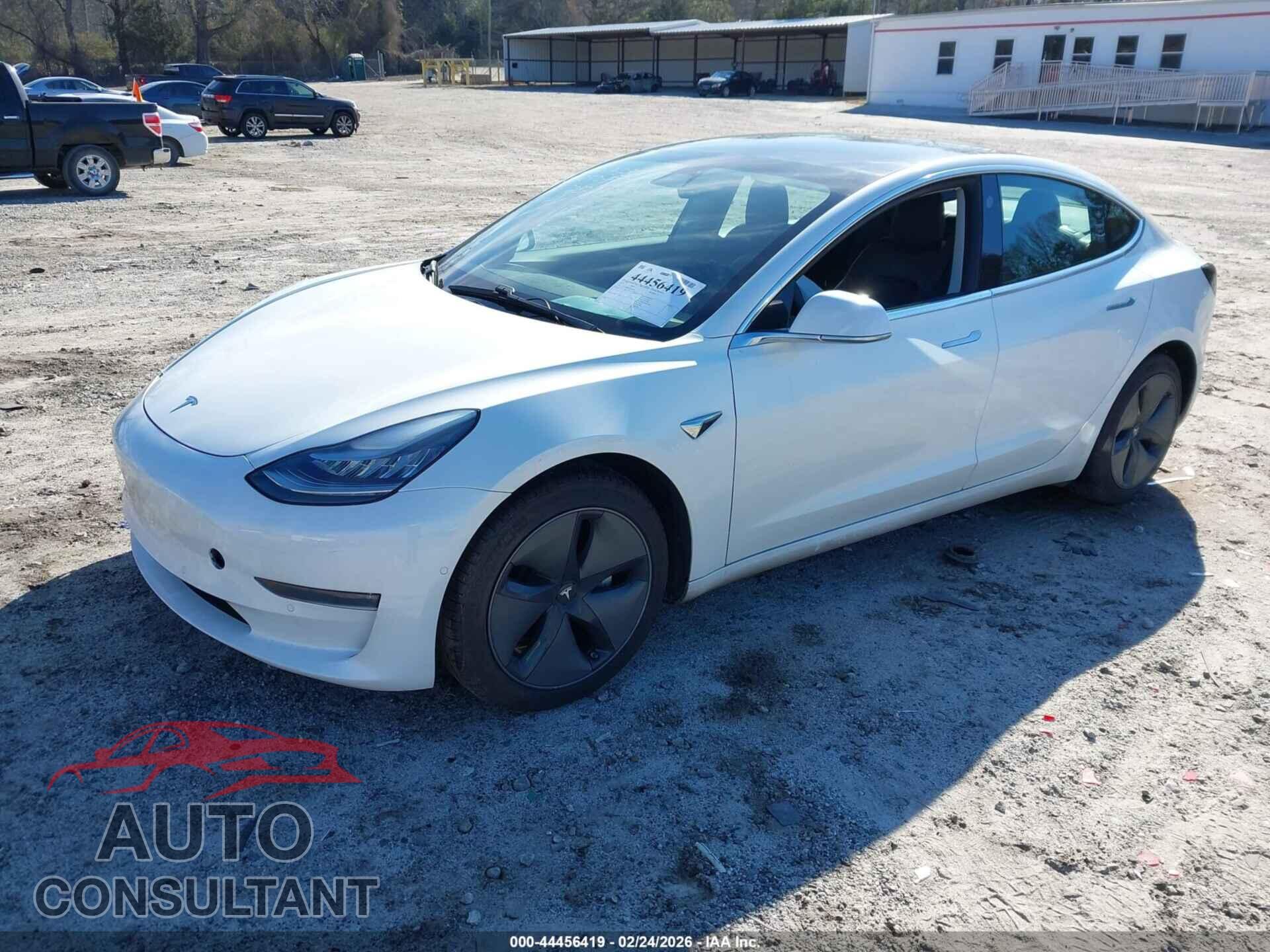 TESLA MODEL 3 2019 - 5YJ3E1EB2KF469237