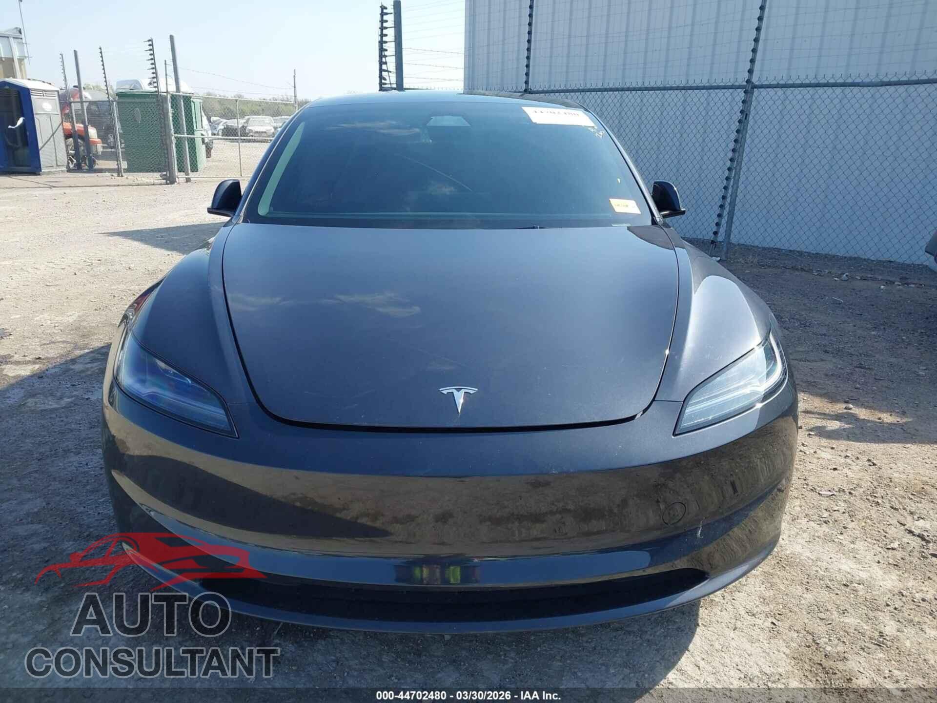TESLA MODEL 3 2024 - 5YJ3E1EA6RF836089