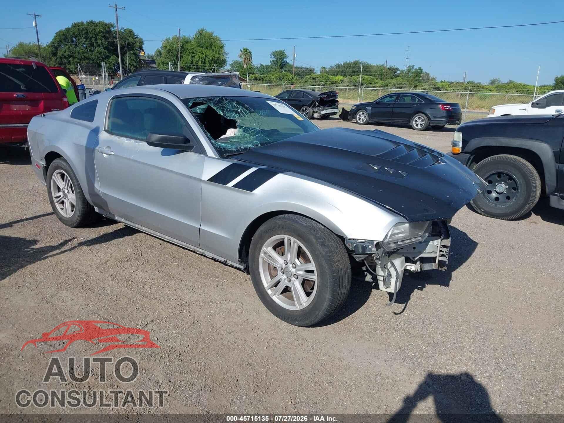 FORD MUSTANG 2014 - 1ZVBP8AM4E5211908