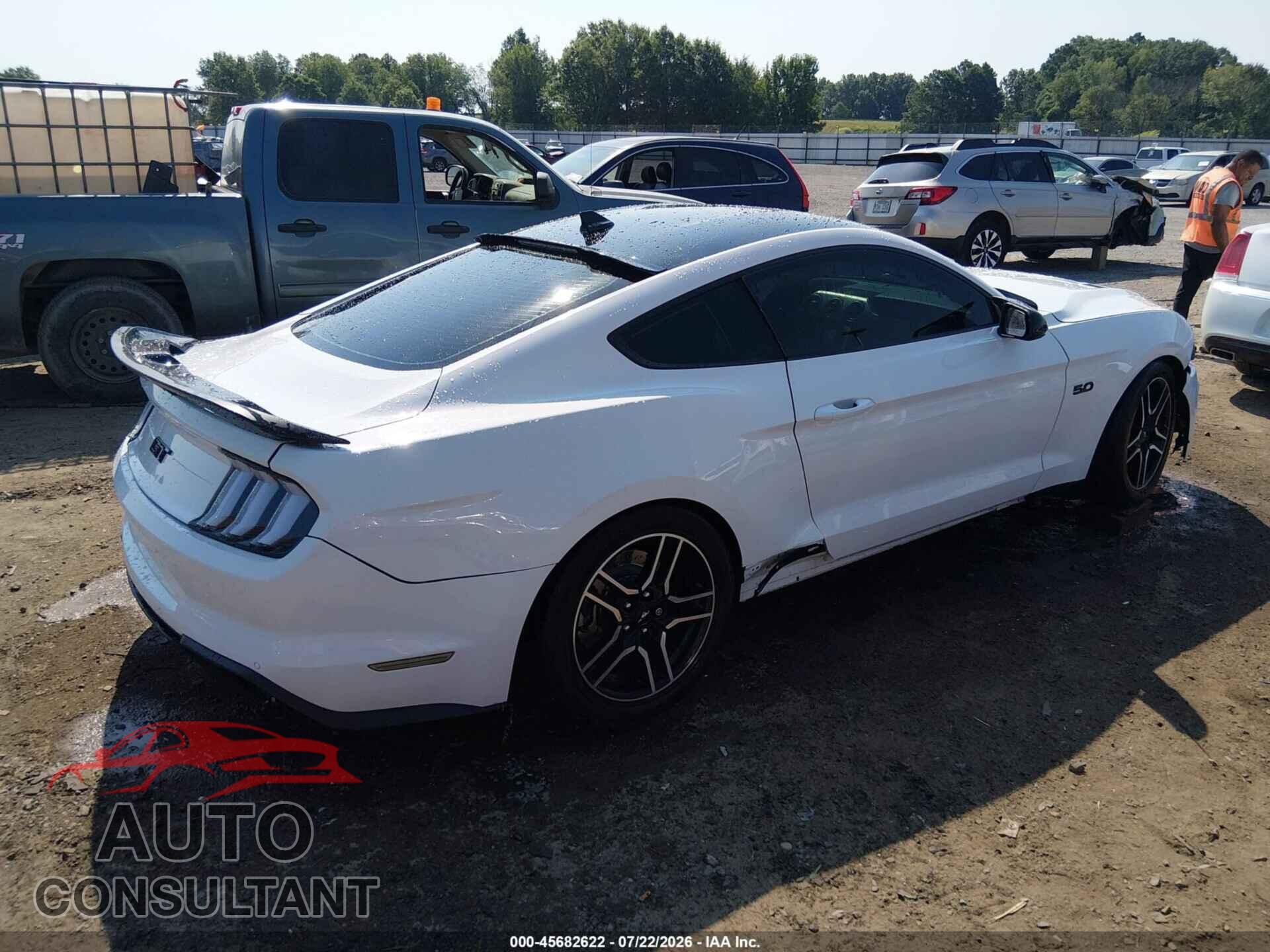 FORD MUSTANG 2020 - 1FA6P8CF4L5173103