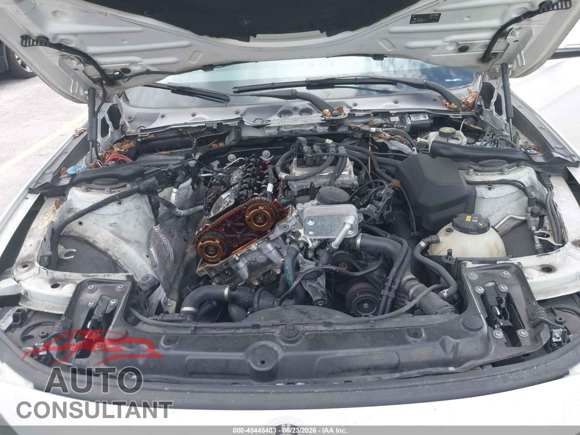BMW 328I 2016 - WBA8E9G53GNU30366