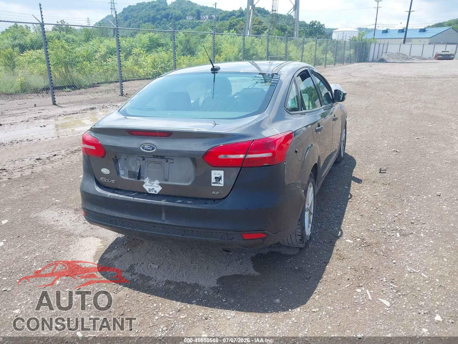 FORD FOCUS 2016 - 1FADP3F26GL377826