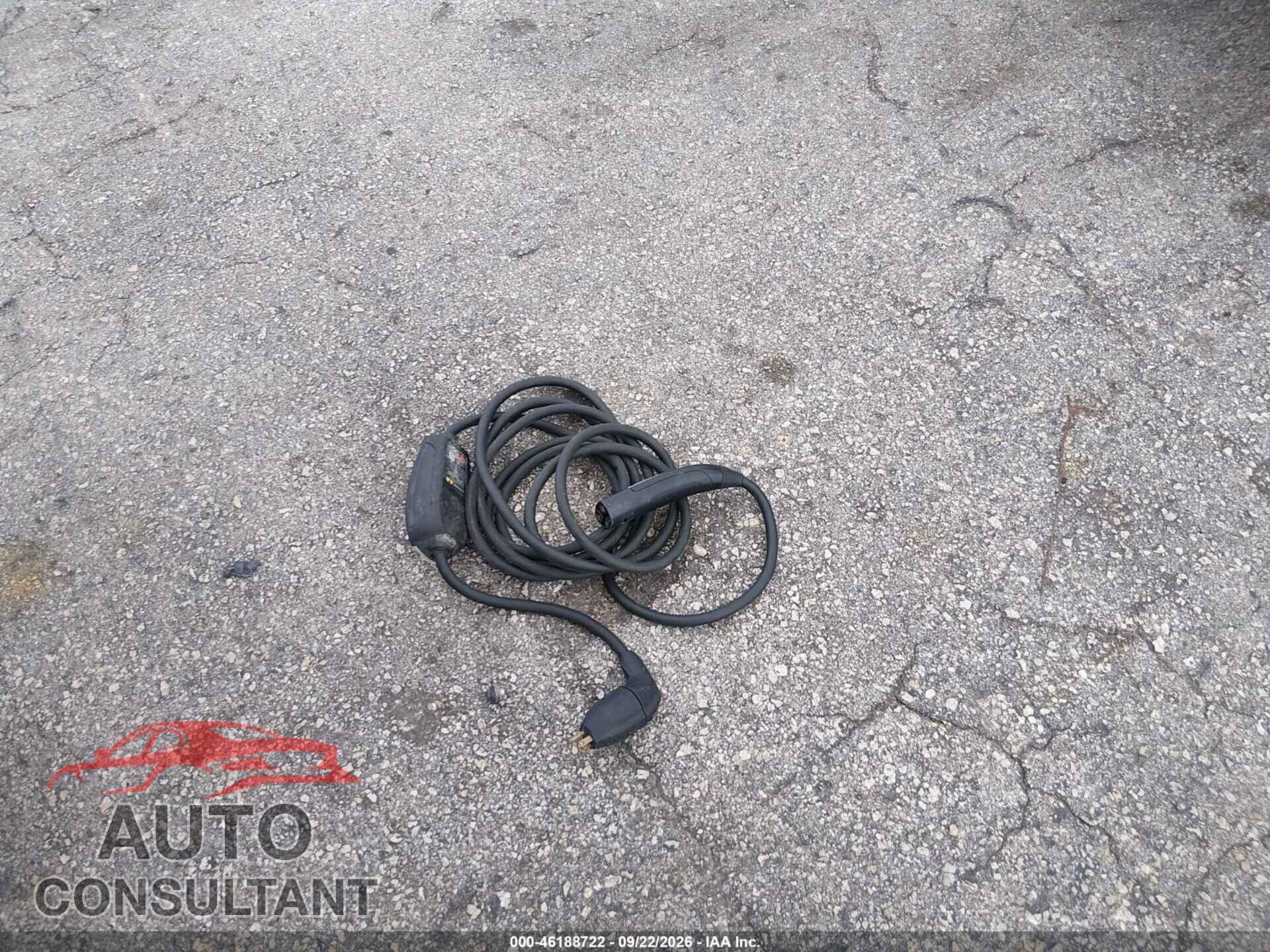 TESLA MODEL S 2013 - 5YJSA1DP2DFP05327