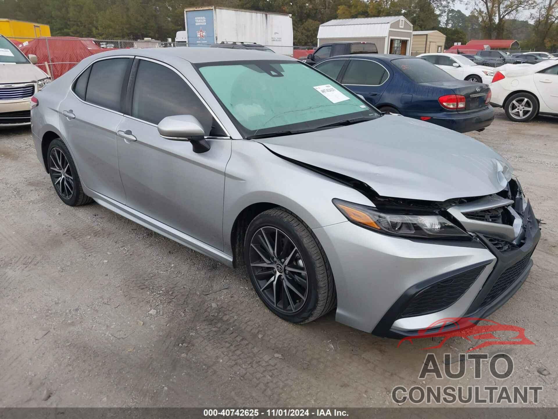 TOYOTA CAMRY 2023 - 4T1G11AKXPU793274