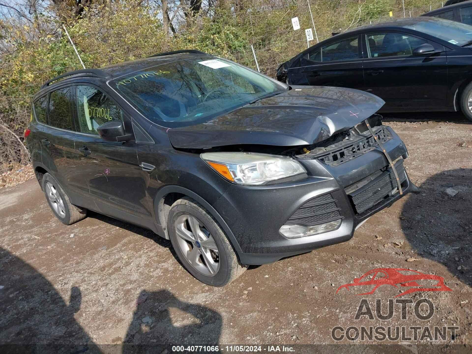 FORD ESCAPE 2015 - 1FMCU9G99FUA00439